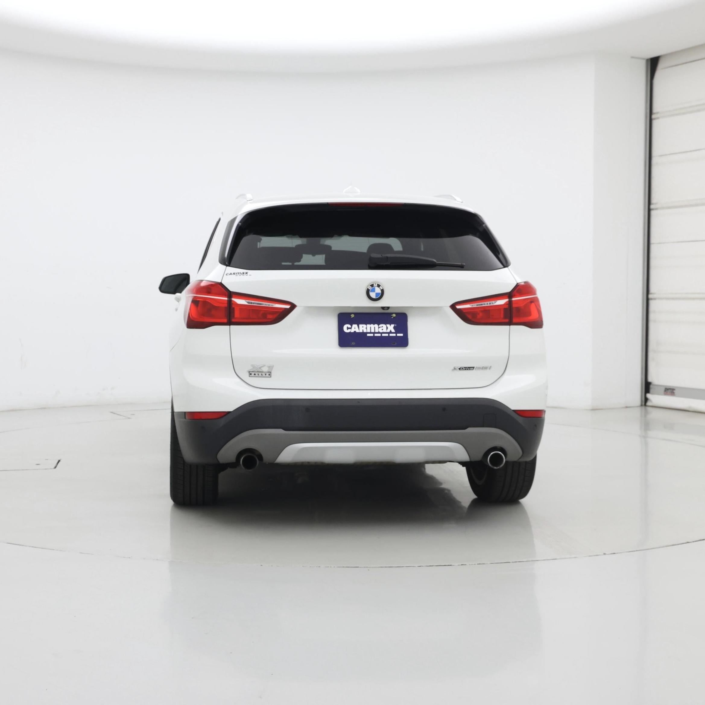 Thumbnail: 2018 BMW X1 - 6