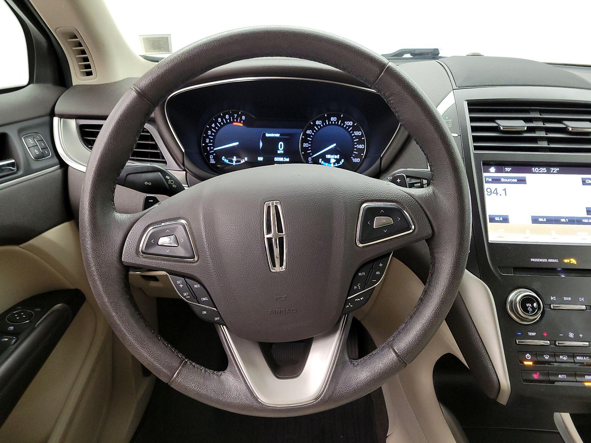 Thumbnail: 2019 Lincoln MKC - 10