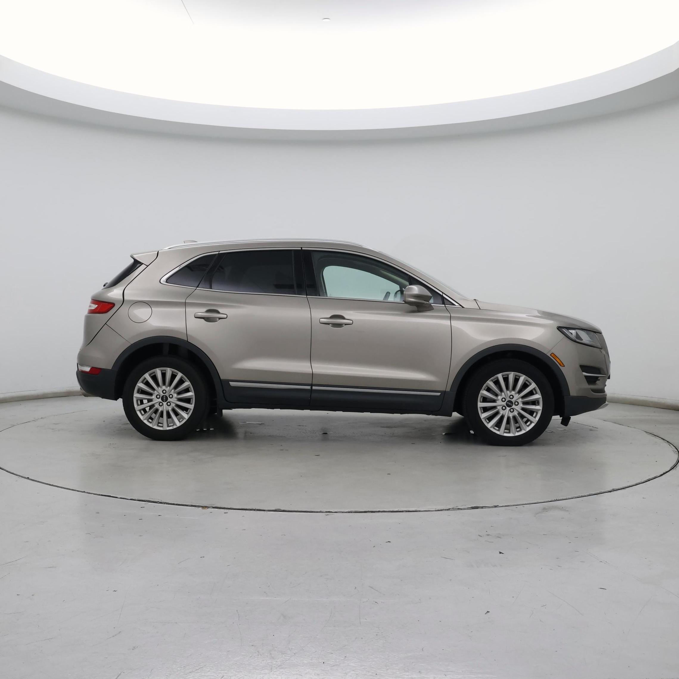 Thumbnail: 2019 Lincoln MKC - 7