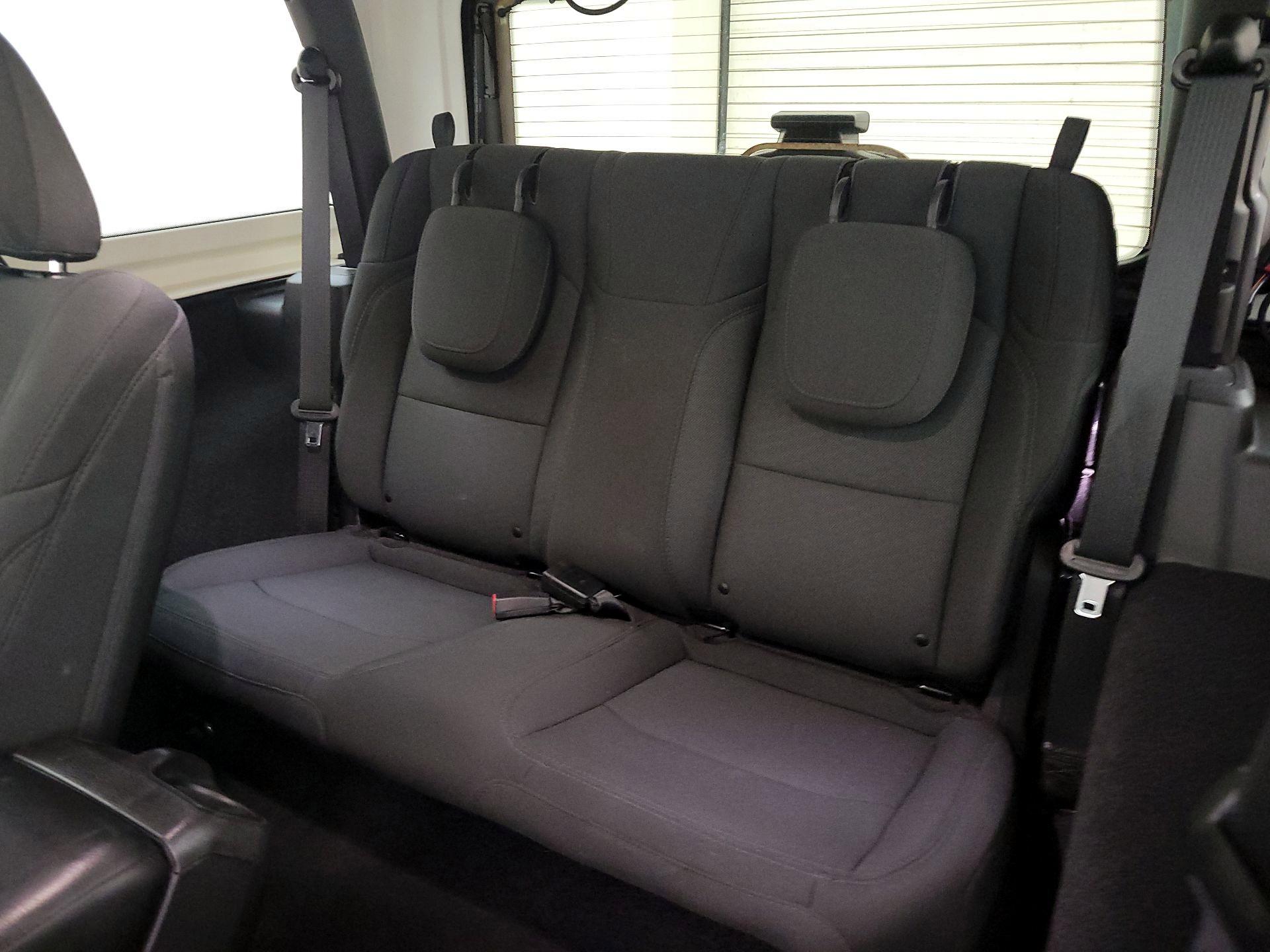 Thumbnail: 2019 Jeep Wrangler - 19