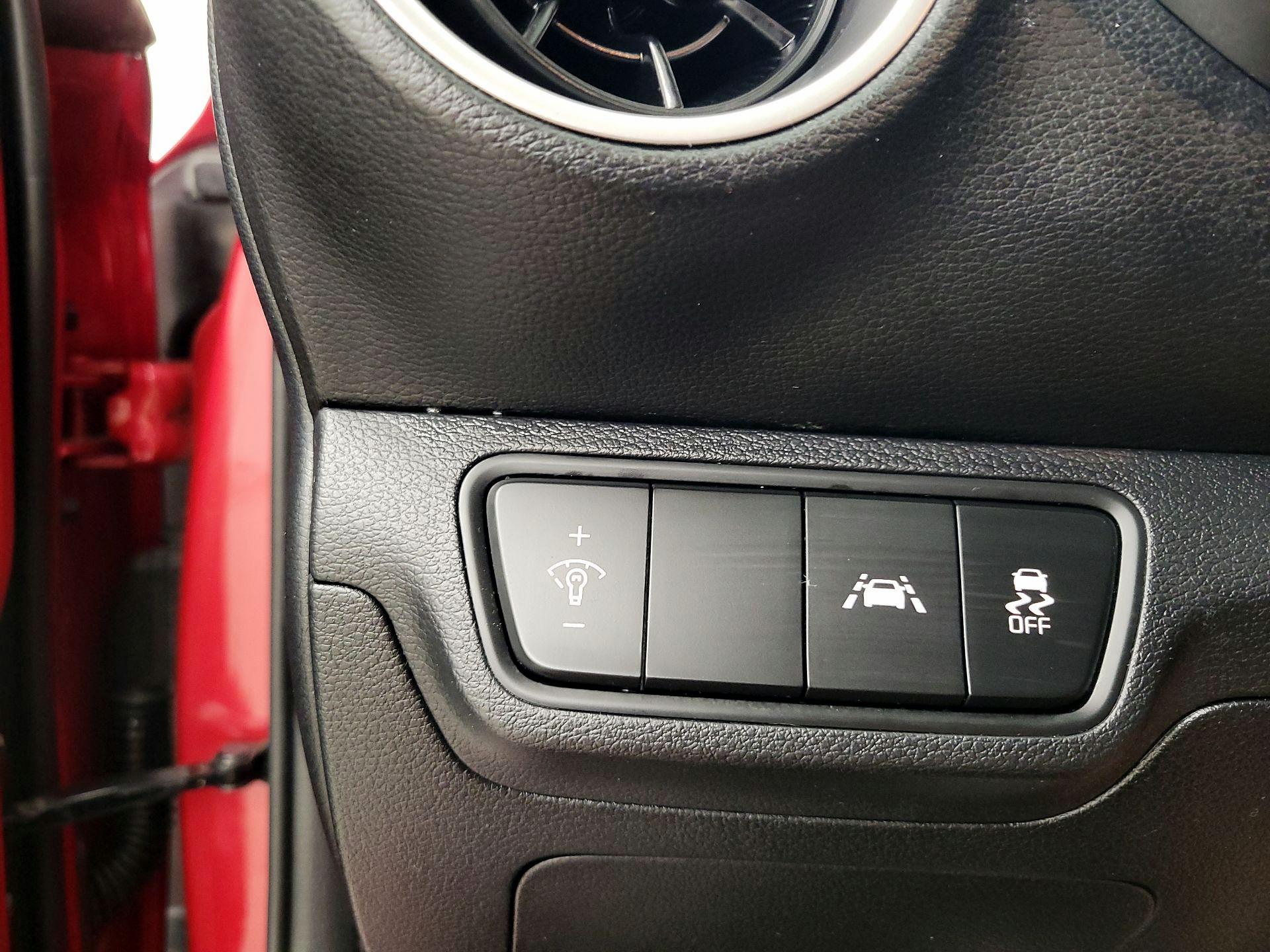 Thumbnail: 2020 Kia Forte - 13