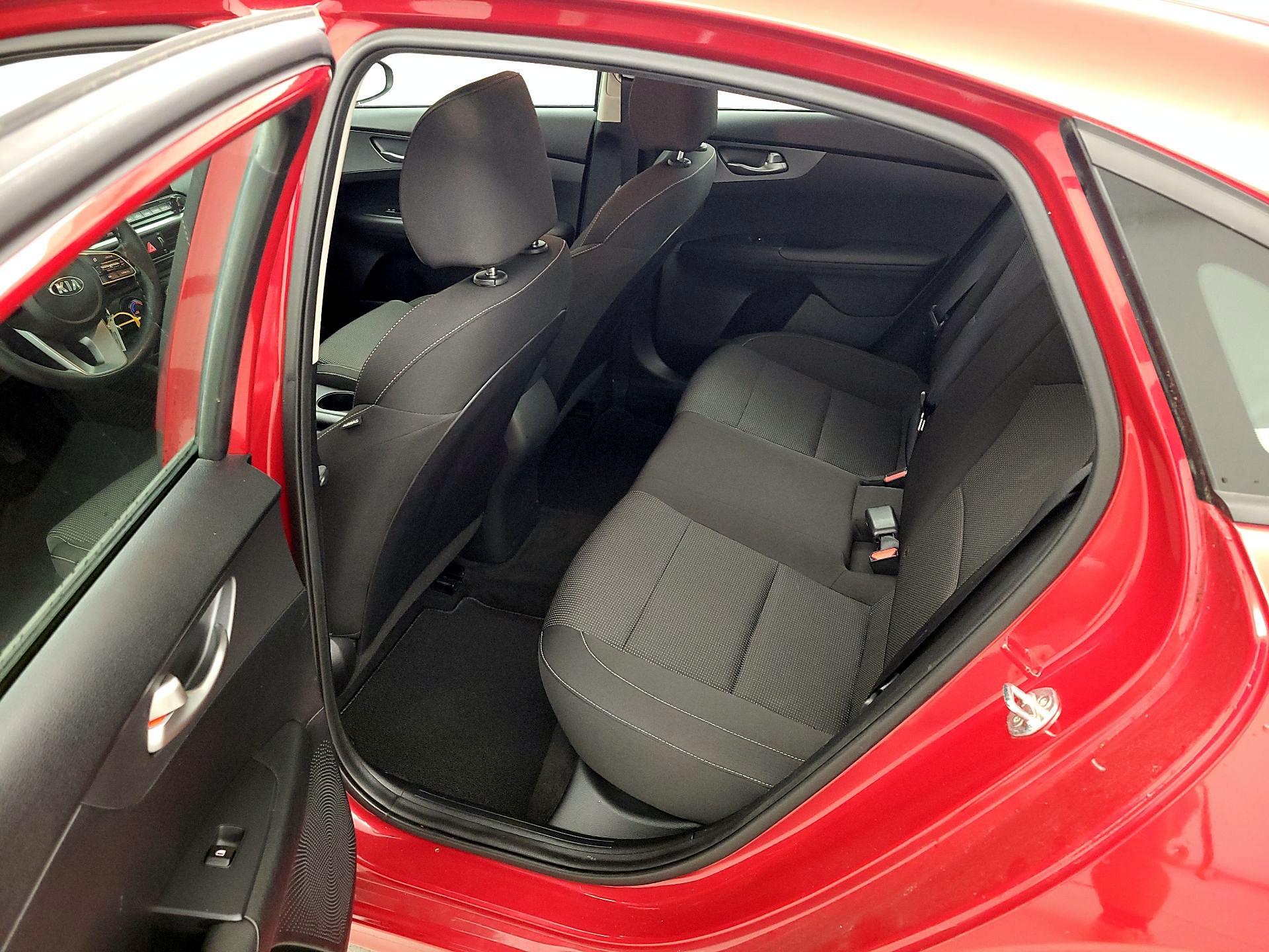 Thumbnail: 2020 Kia Forte - 19