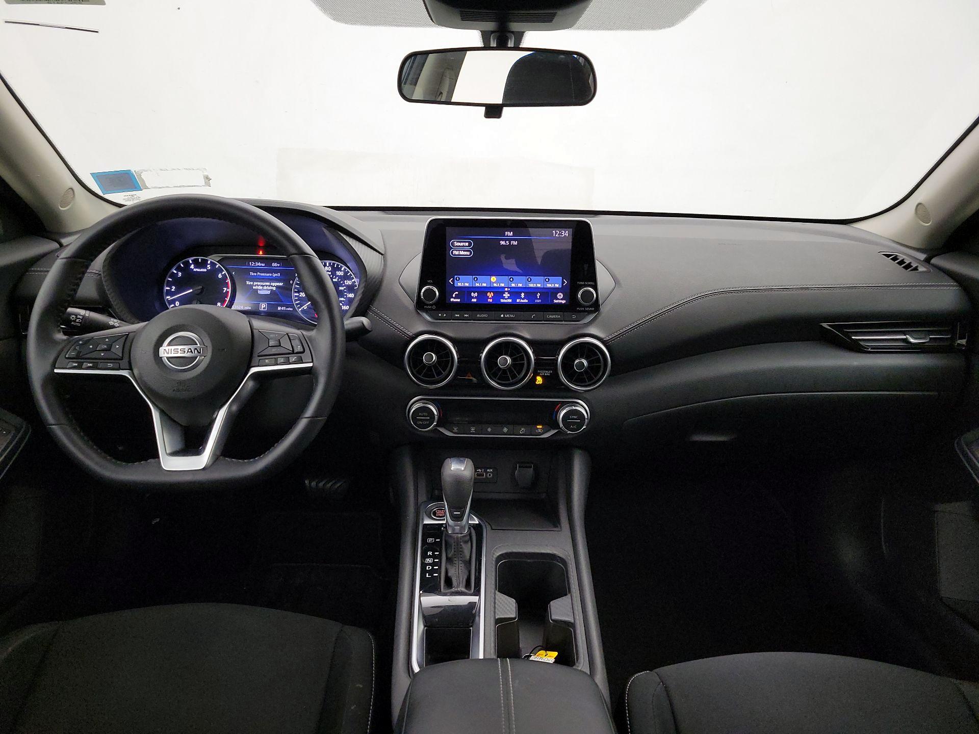 Thumbnail: 2020 Nissan Sentra - 9