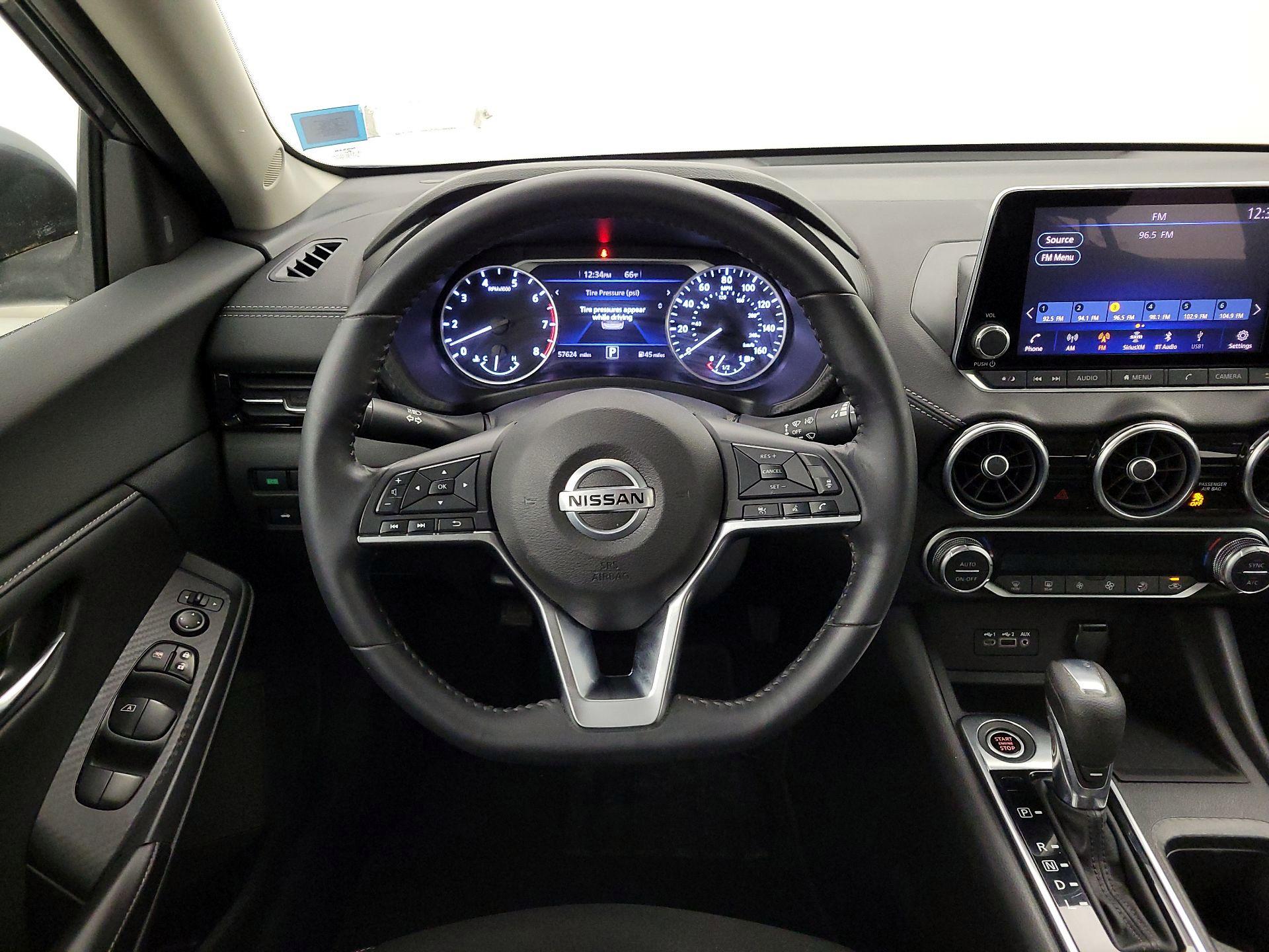 Thumbnail: 2020 Nissan Sentra - 10