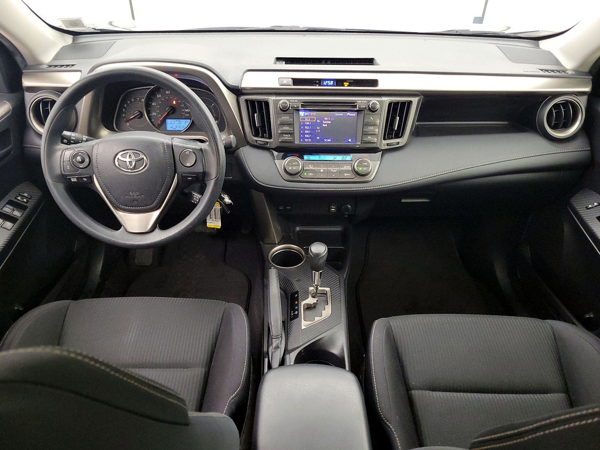 Thumbnail: 2013 Toyota RAV4 - 9