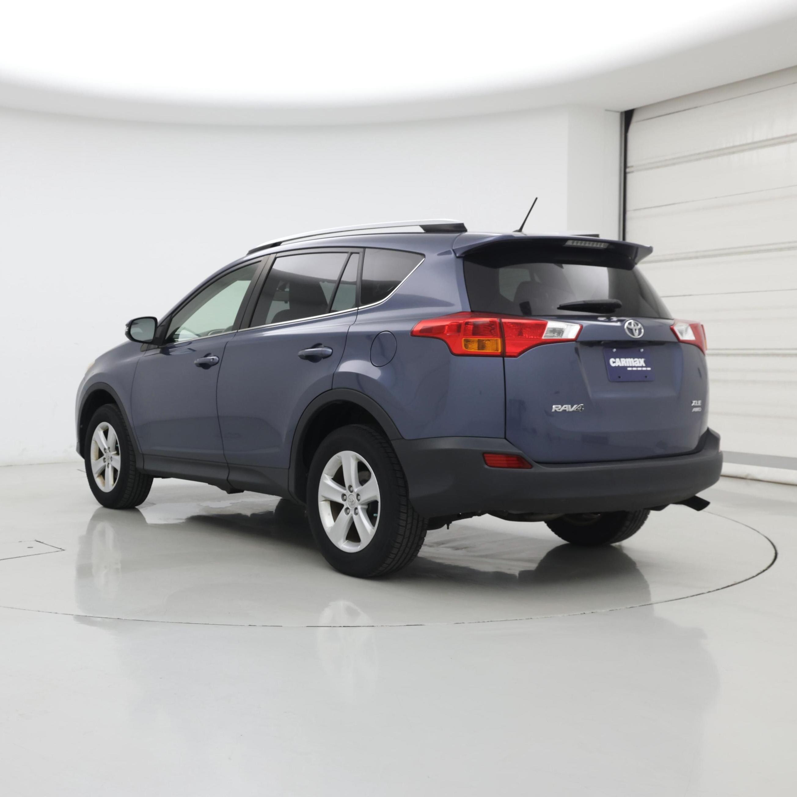 Thumbnail: 2013 Toyota RAV4 - 2