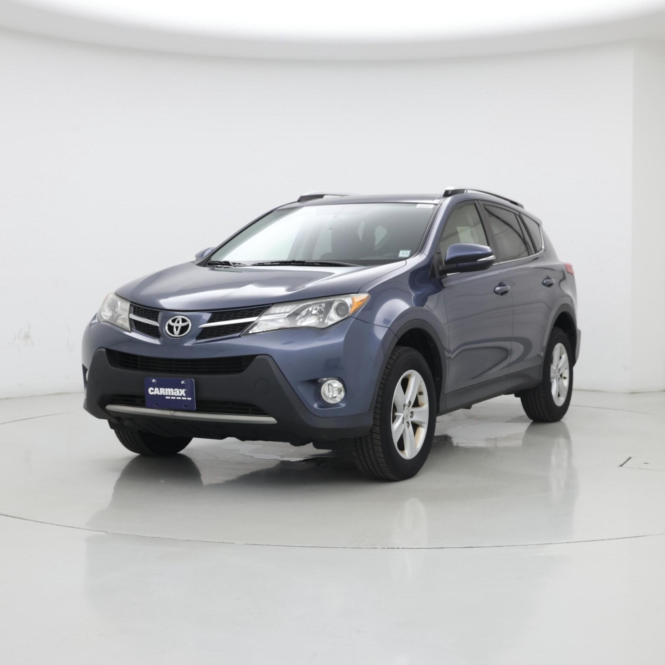Thumbnail: 2013 Toyota RAV4 - 4
