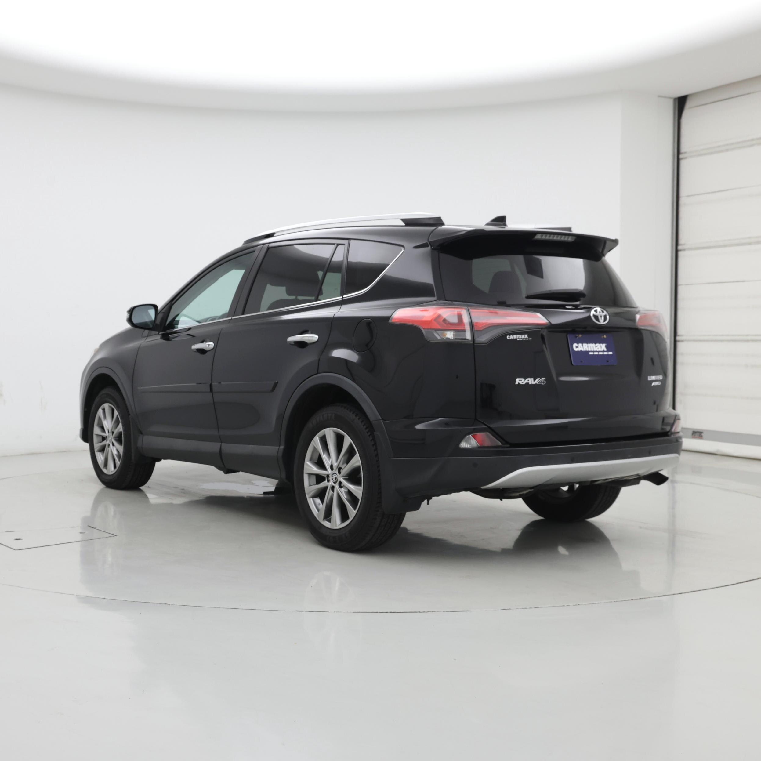 Thumbnail: 2016 Toyota RAV4 - 2