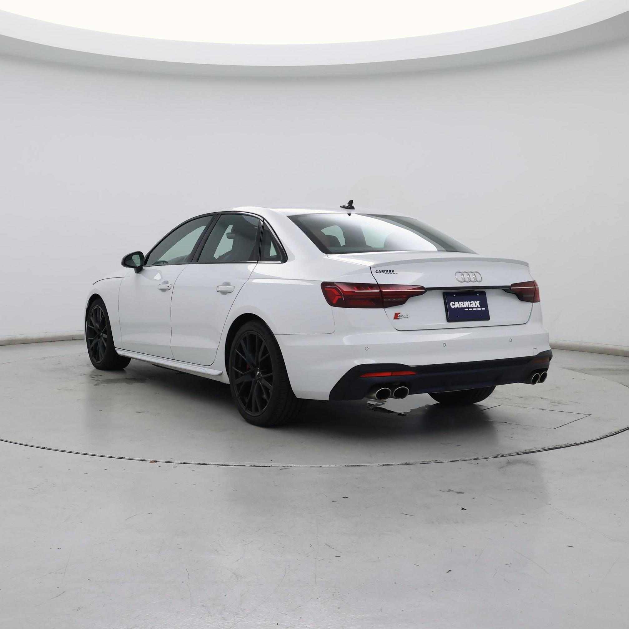 Thumbnail: 2021 Audi S4 - 2