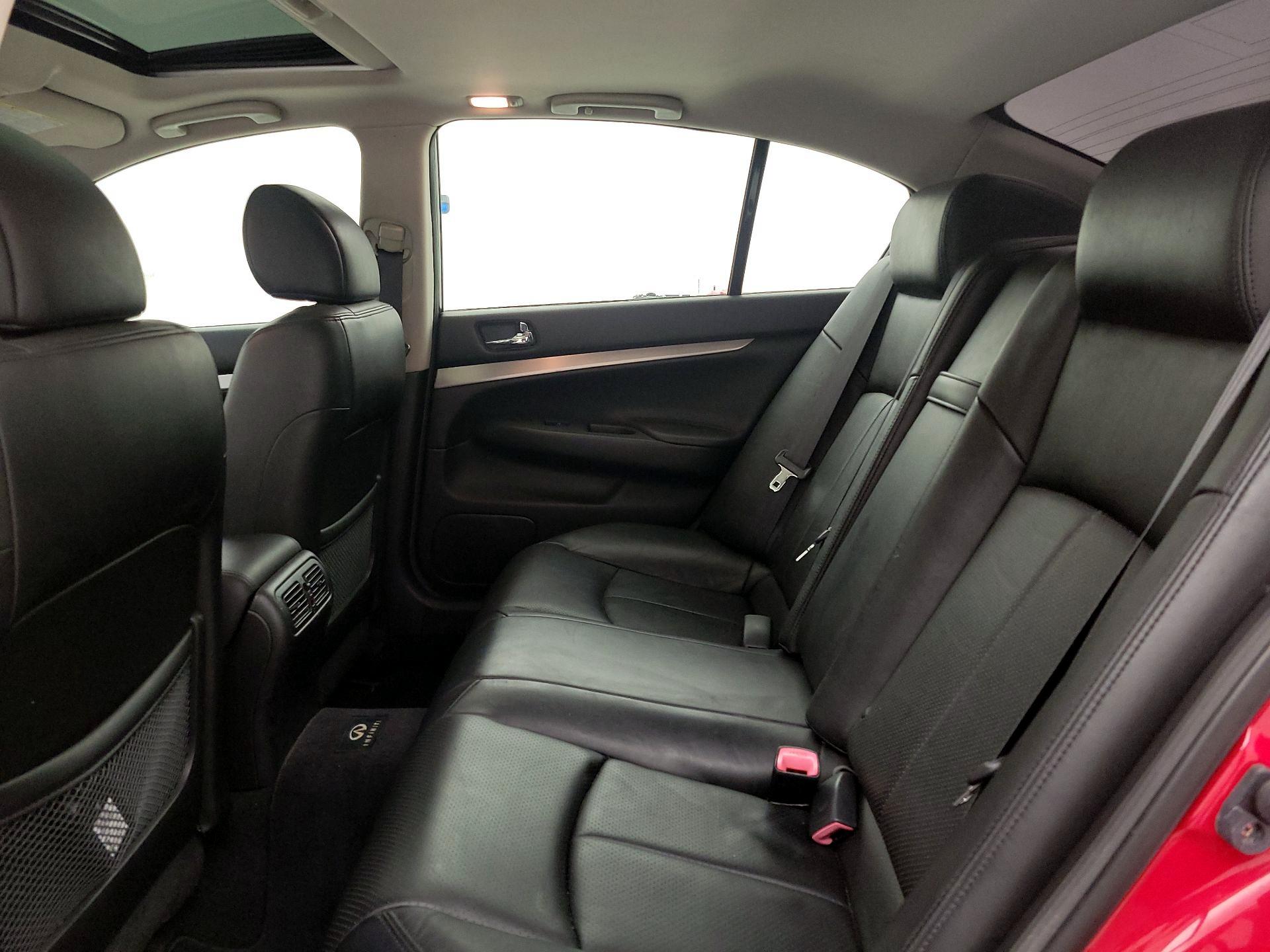 Thumbnail: 2013 INFINITI G37 - 20