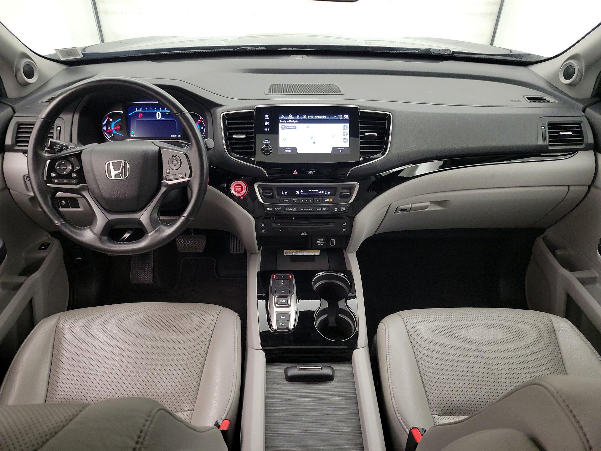 Thumbnail: 2019 Honda Pilot - 9