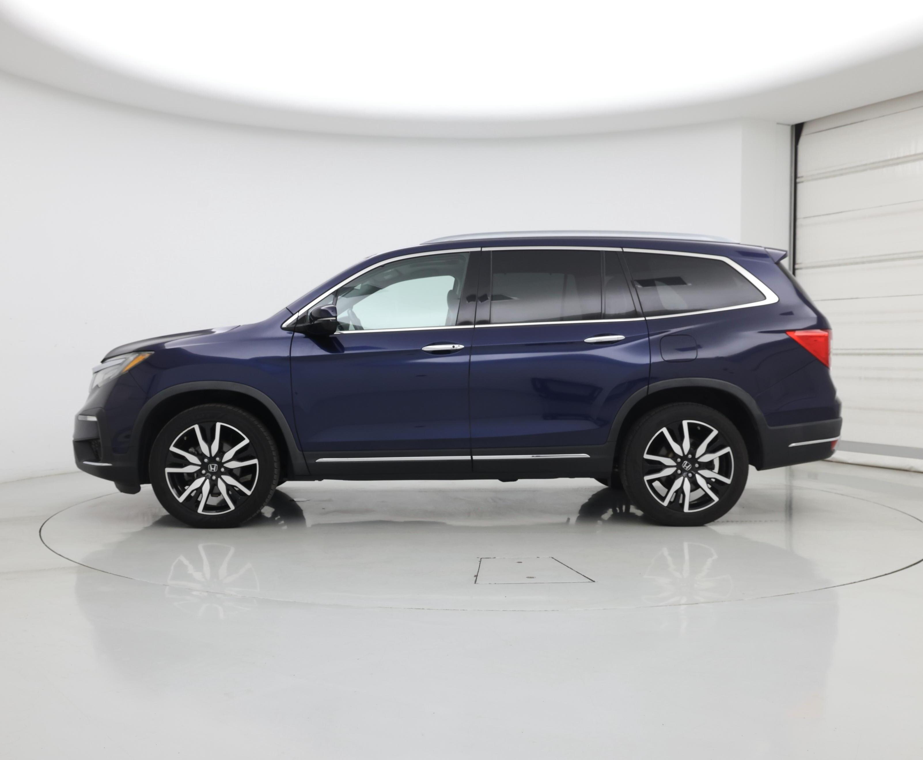 Thumbnail: 2019 Honda Pilot - 3