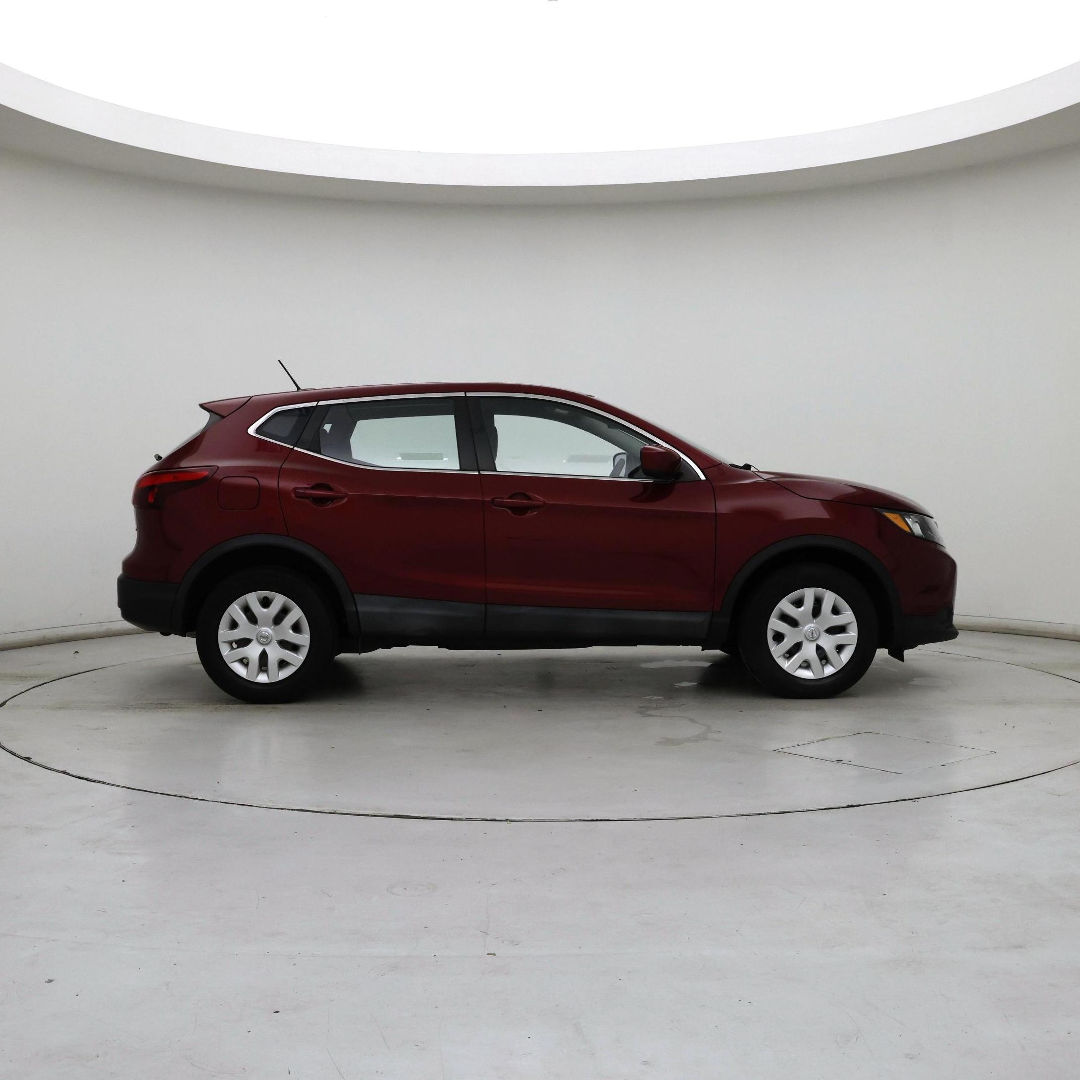 Thumbnail: 2019 Nissan Rogue Sport - 7