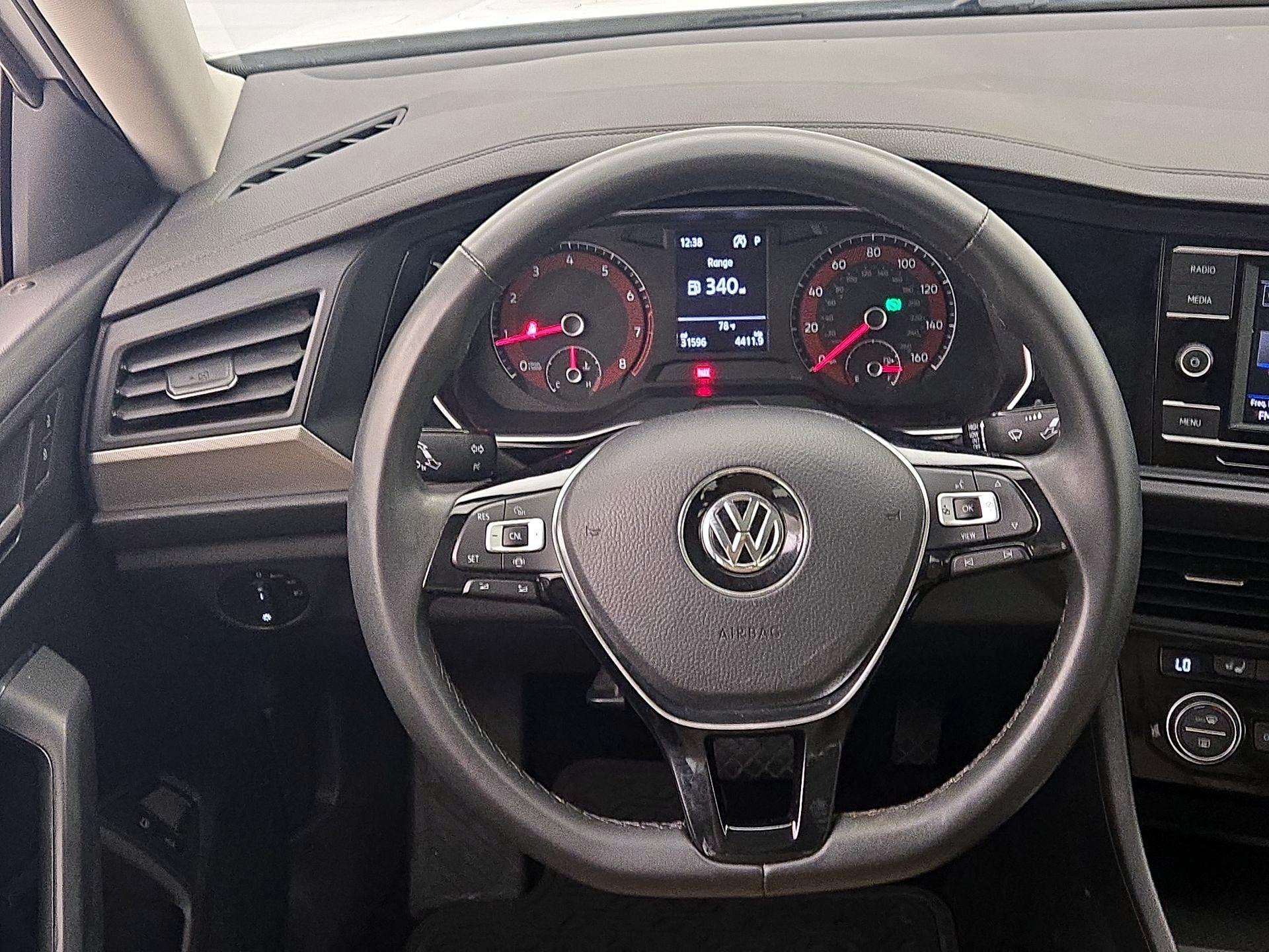 Thumbnail: 2020 Volkswagen Jetta - 10