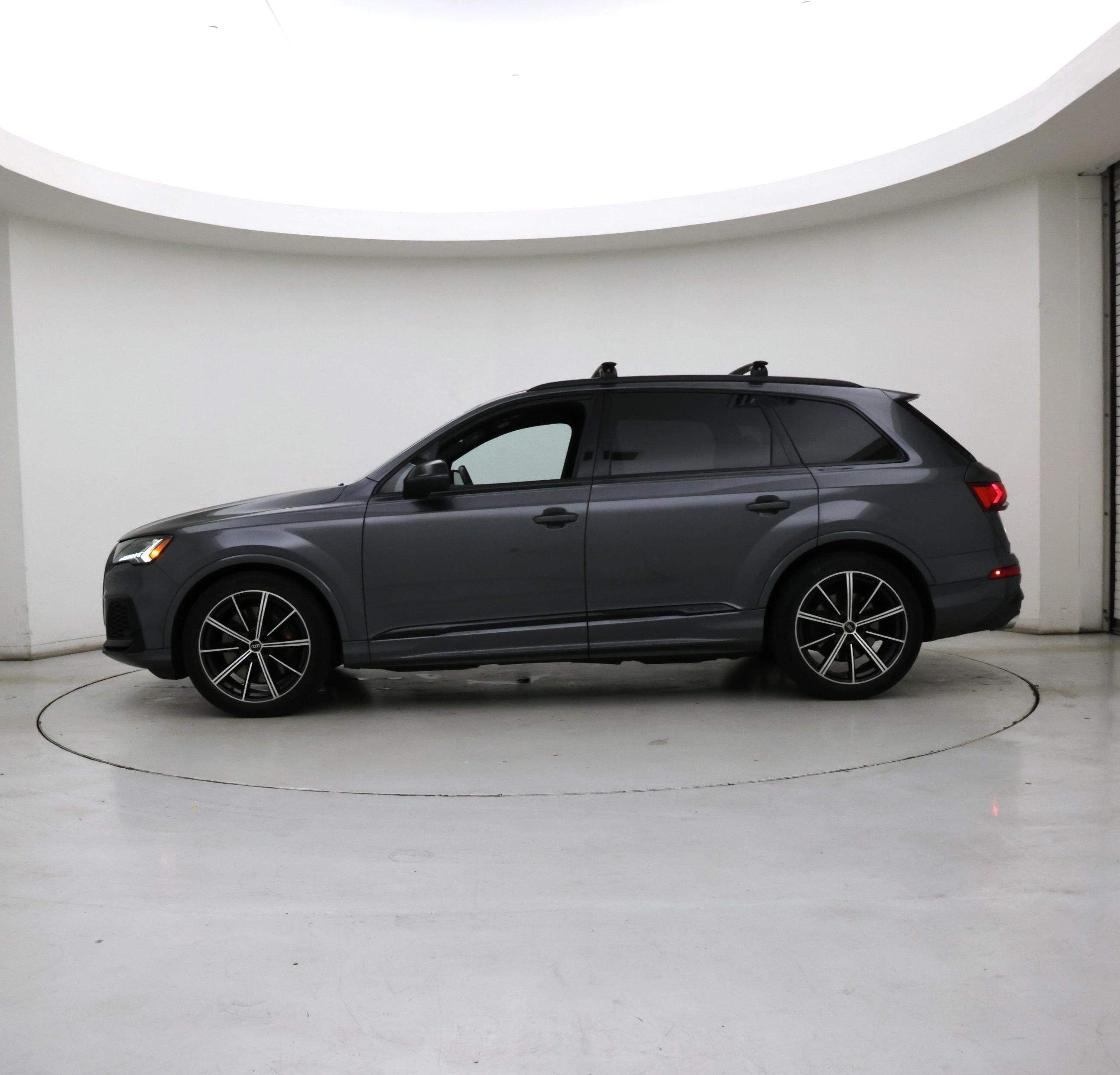Thumbnail: 2021 Audi SQ7 - 3