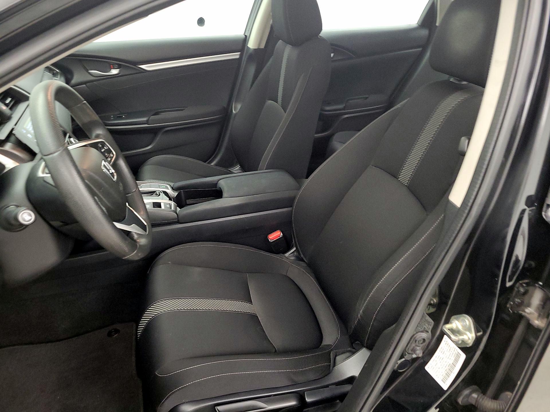 Thumbnail: 2016 Honda Civic - 11