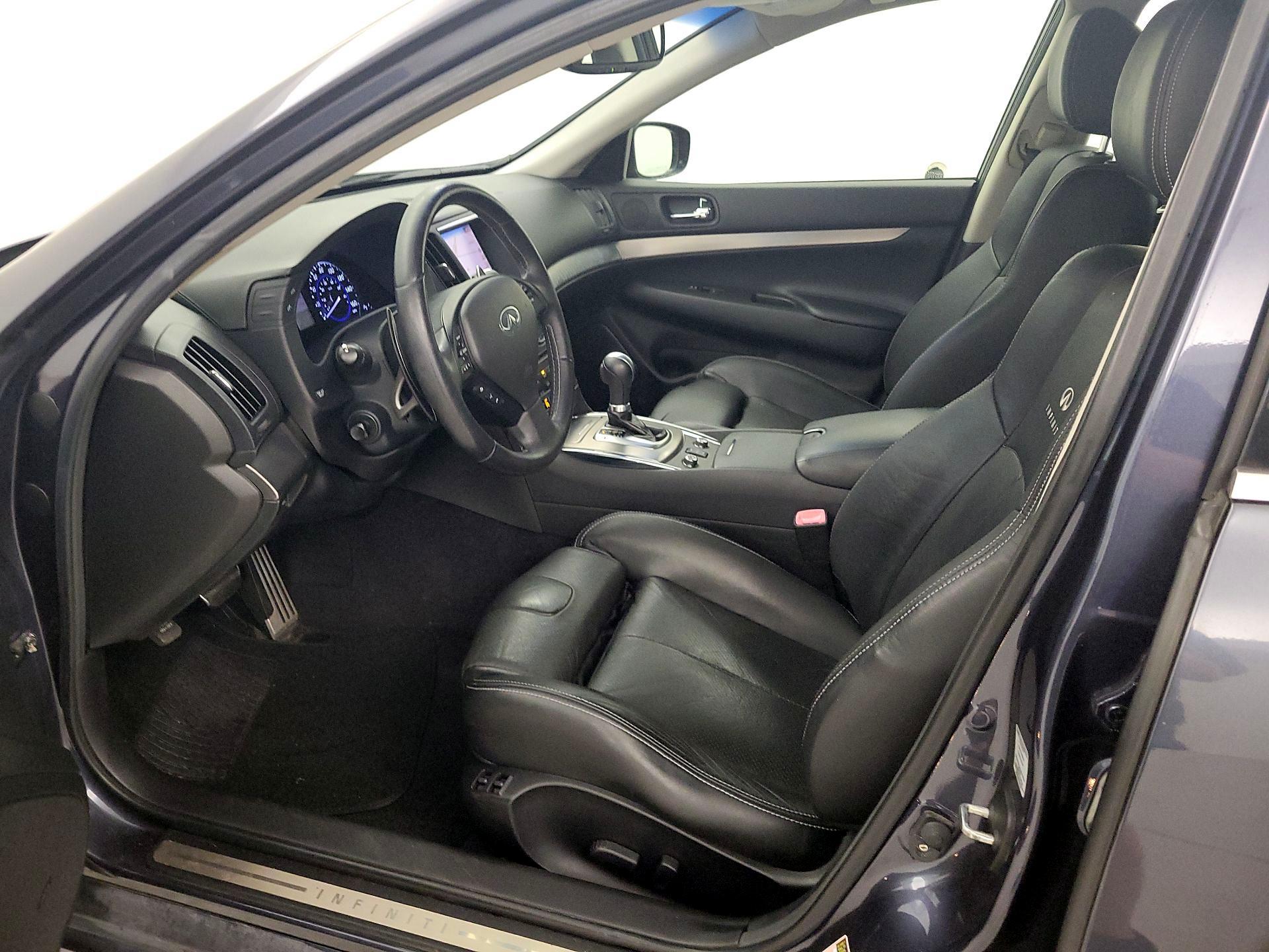 Thumbnail: 2013 INFINITI G37 - 11