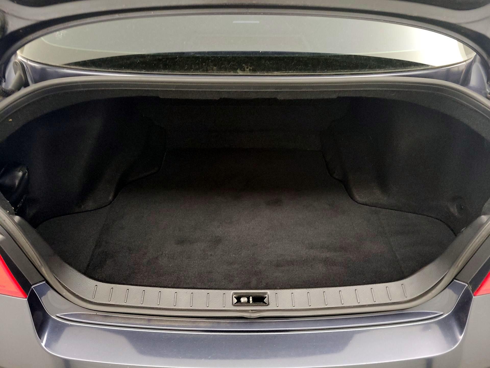 Thumbnail: 2013 INFINITI G37 - 20