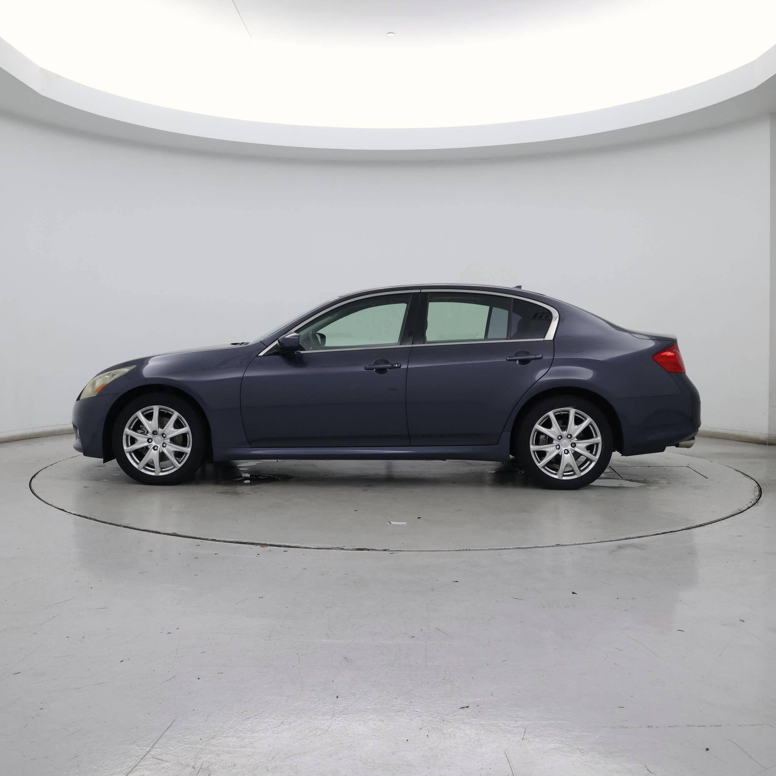 Thumbnail: 2013 INFINITI G37 - 3