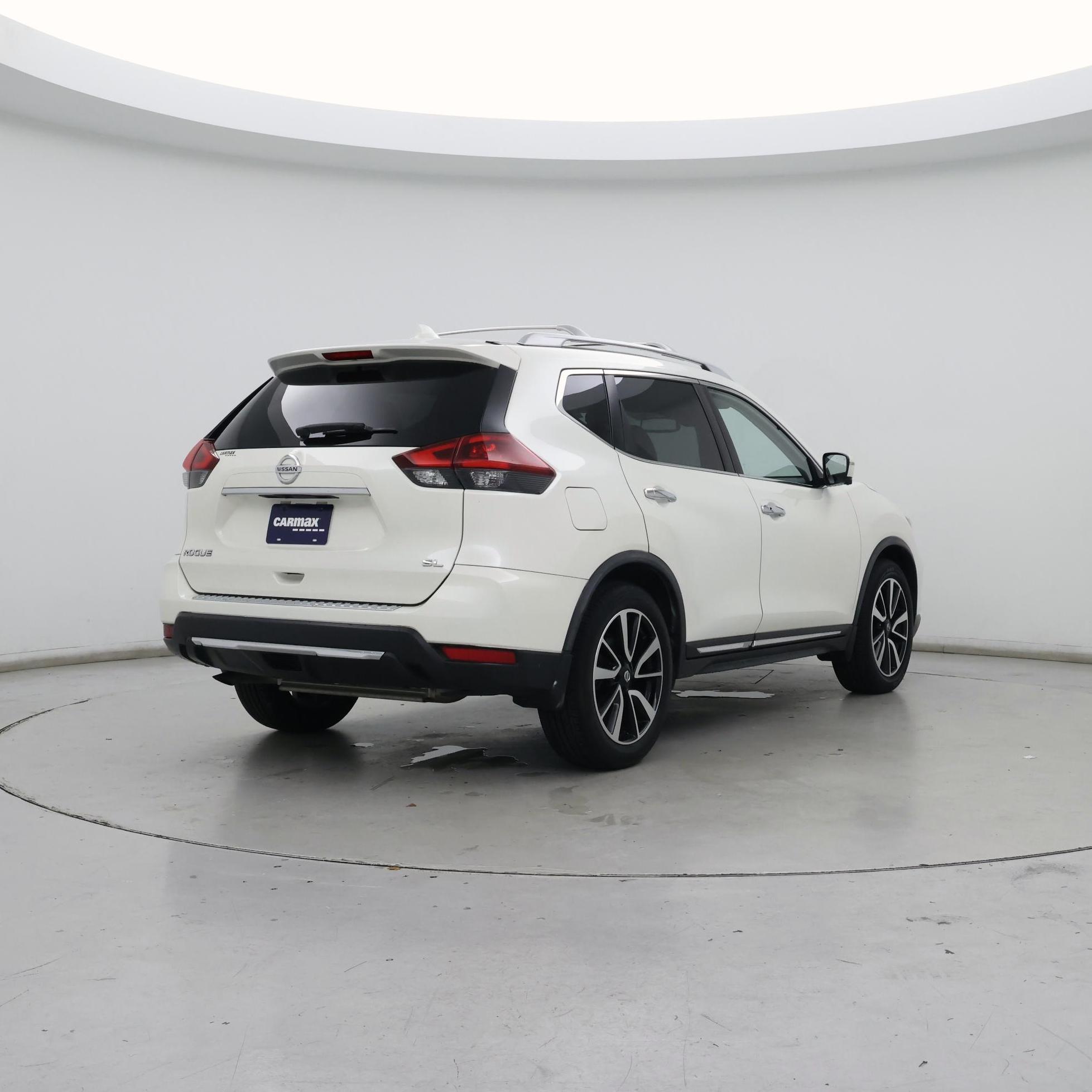 Thumbnail: 2018 Nissan Rogue - 8