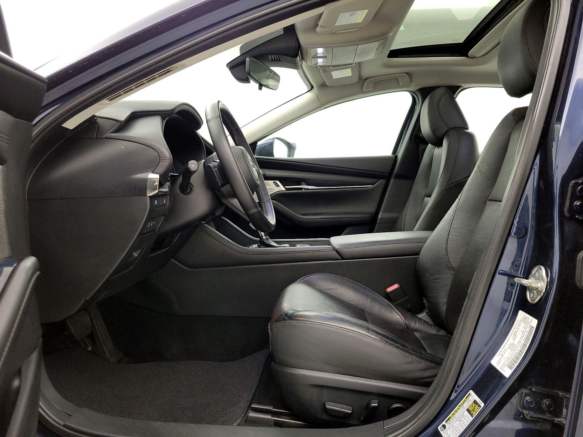 Thumbnail: 2020 Mazda Mazda3 - 11