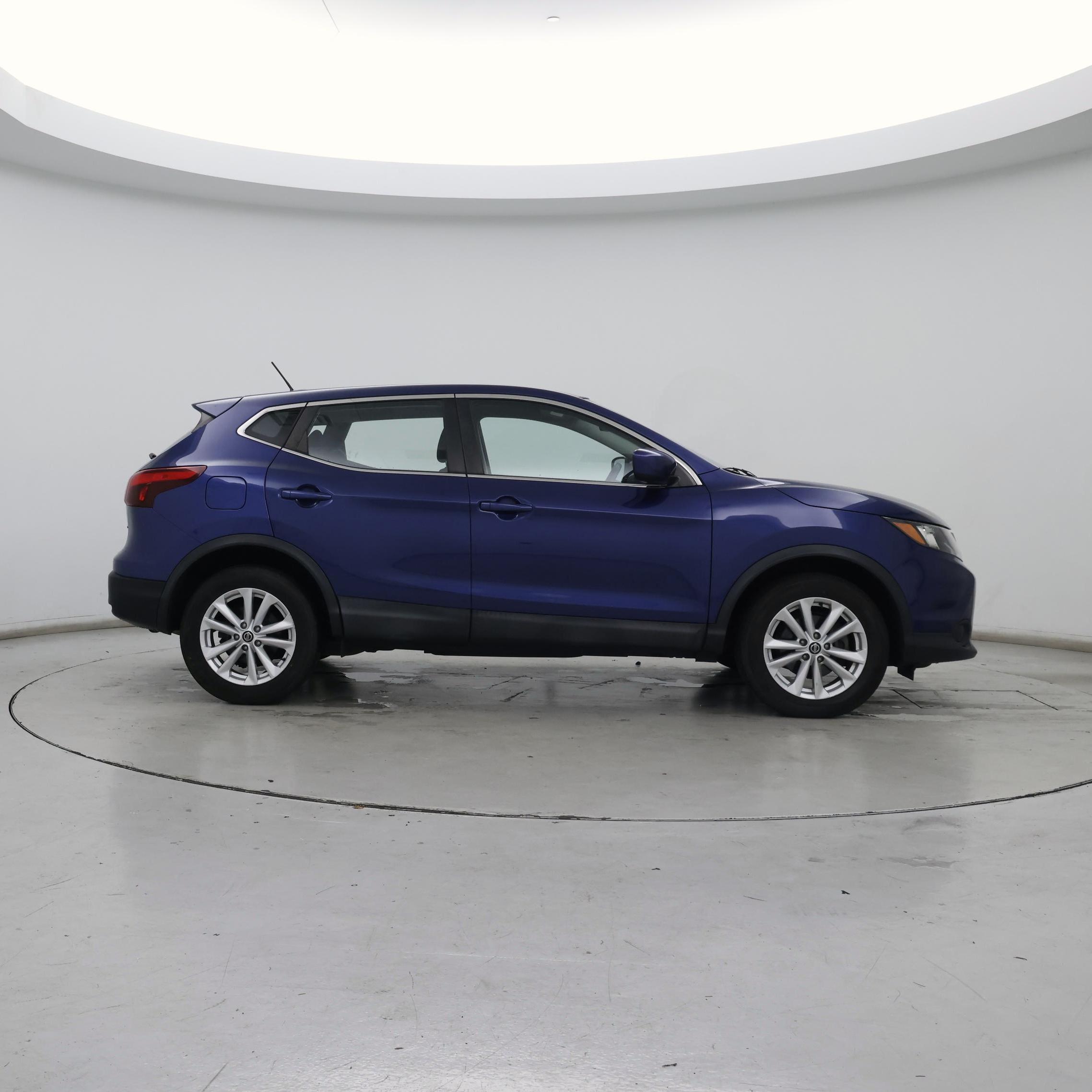 Thumbnail: 2019 Nissan Rogue Sport - 7