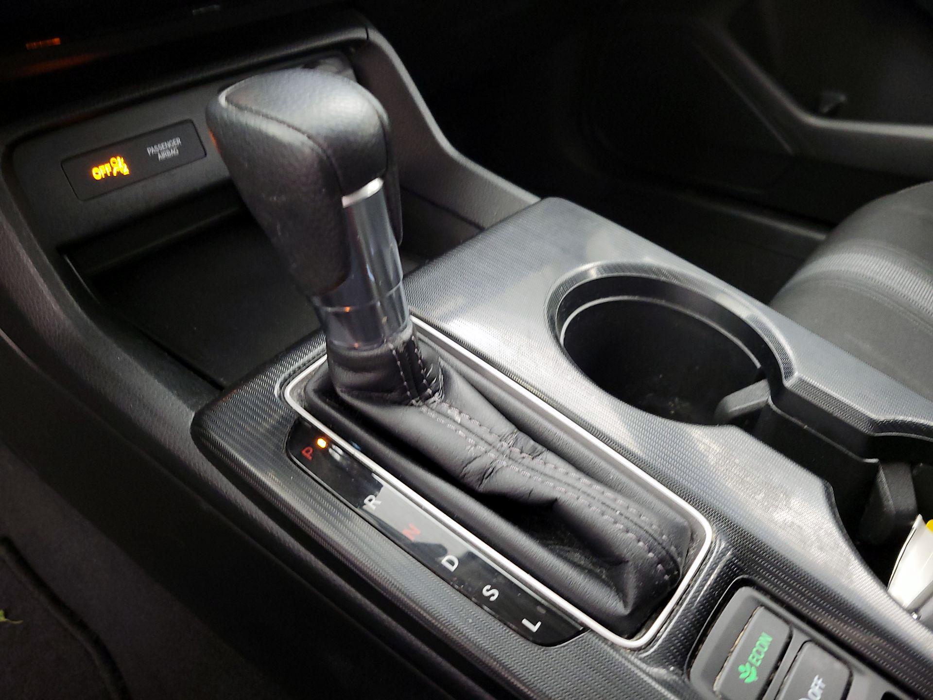 Thumbnail: 2022 Honda Civic - 17