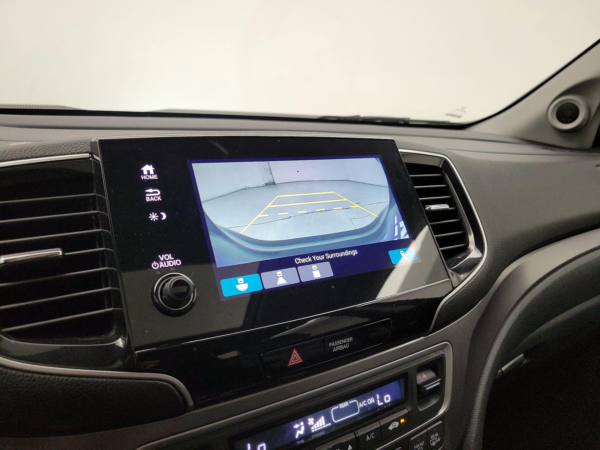 Thumbnail: 2020 Honda Pilot - 14