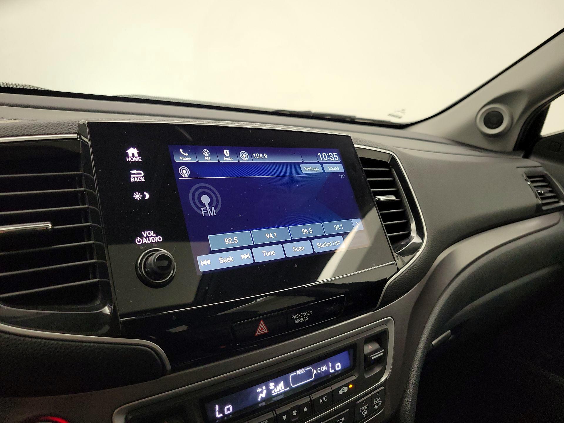 Thumbnail: 2020 Honda Pilot - 15