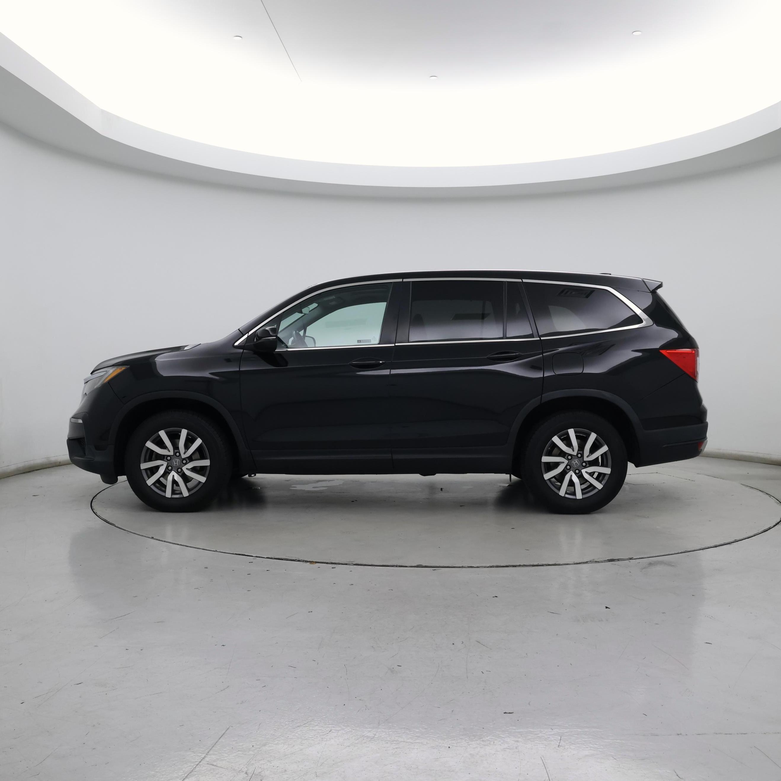 Thumbnail: 2020 Honda Pilot - 3