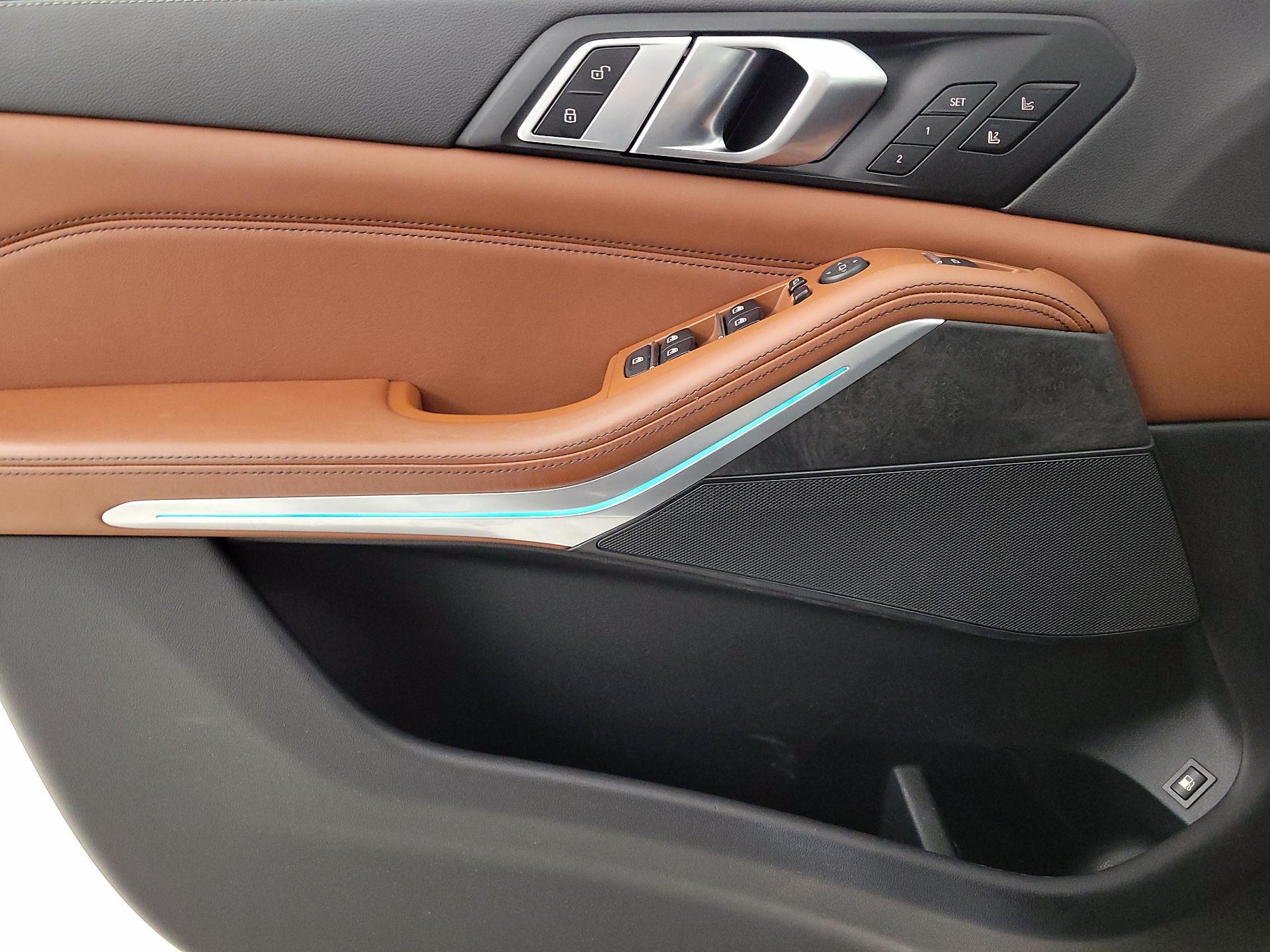 Thumbnail: 2022 BMW X5 - 12