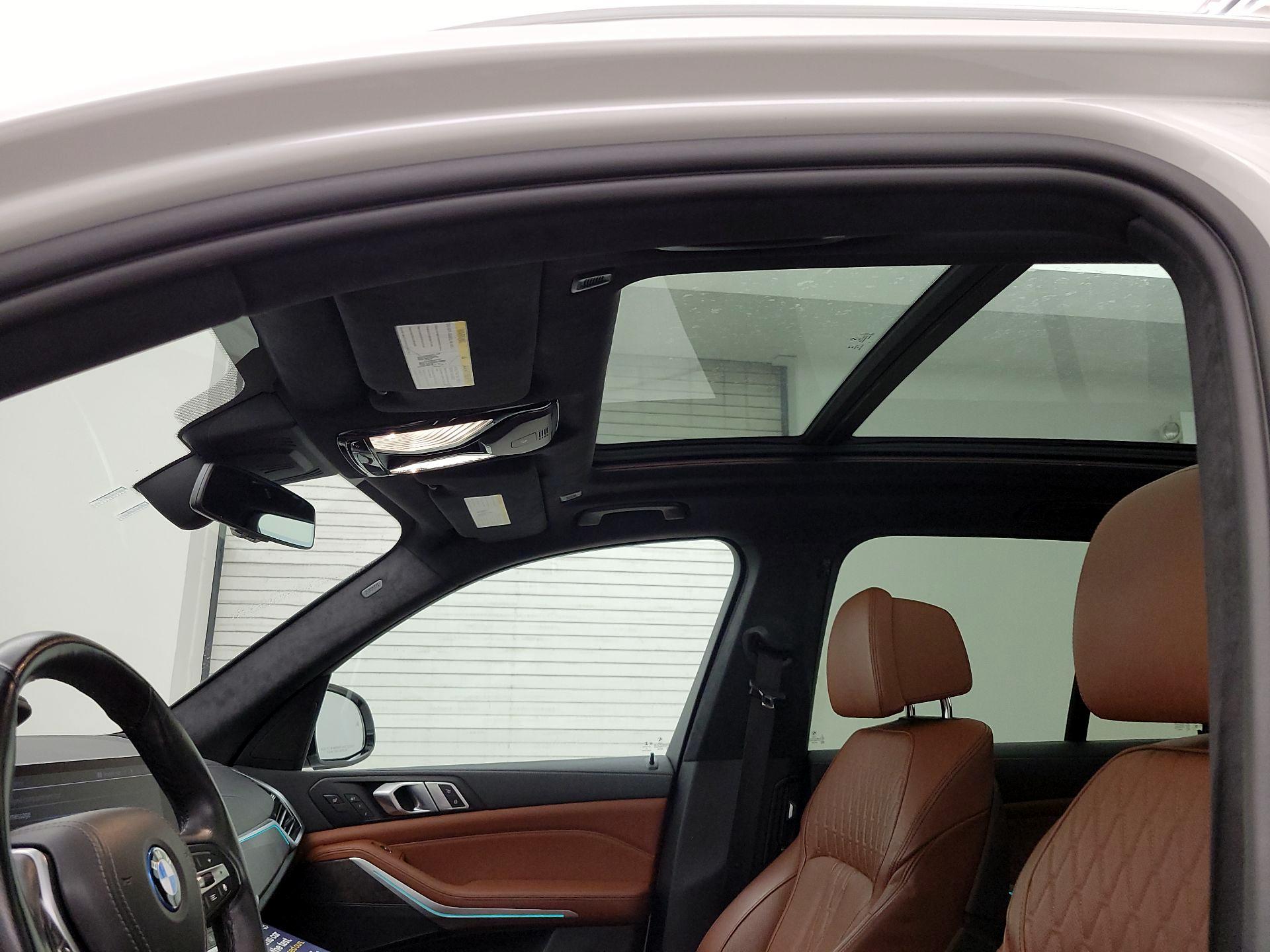 Thumbnail: 2022 BMW X5 - 20
