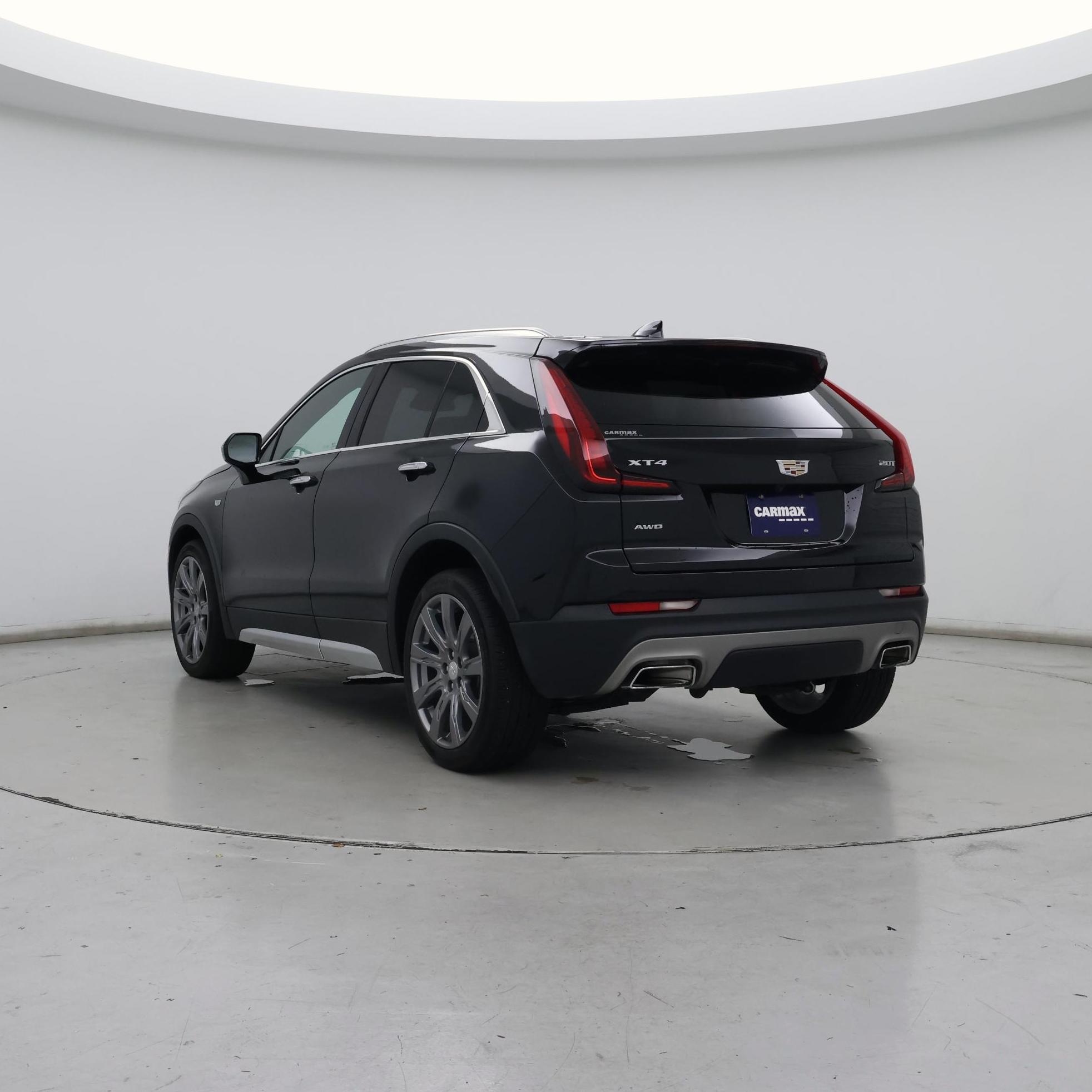 Thumbnail: 2019 Cadillac XT4 - 2