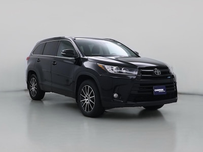 Black 2018 Toyota Highlander SE