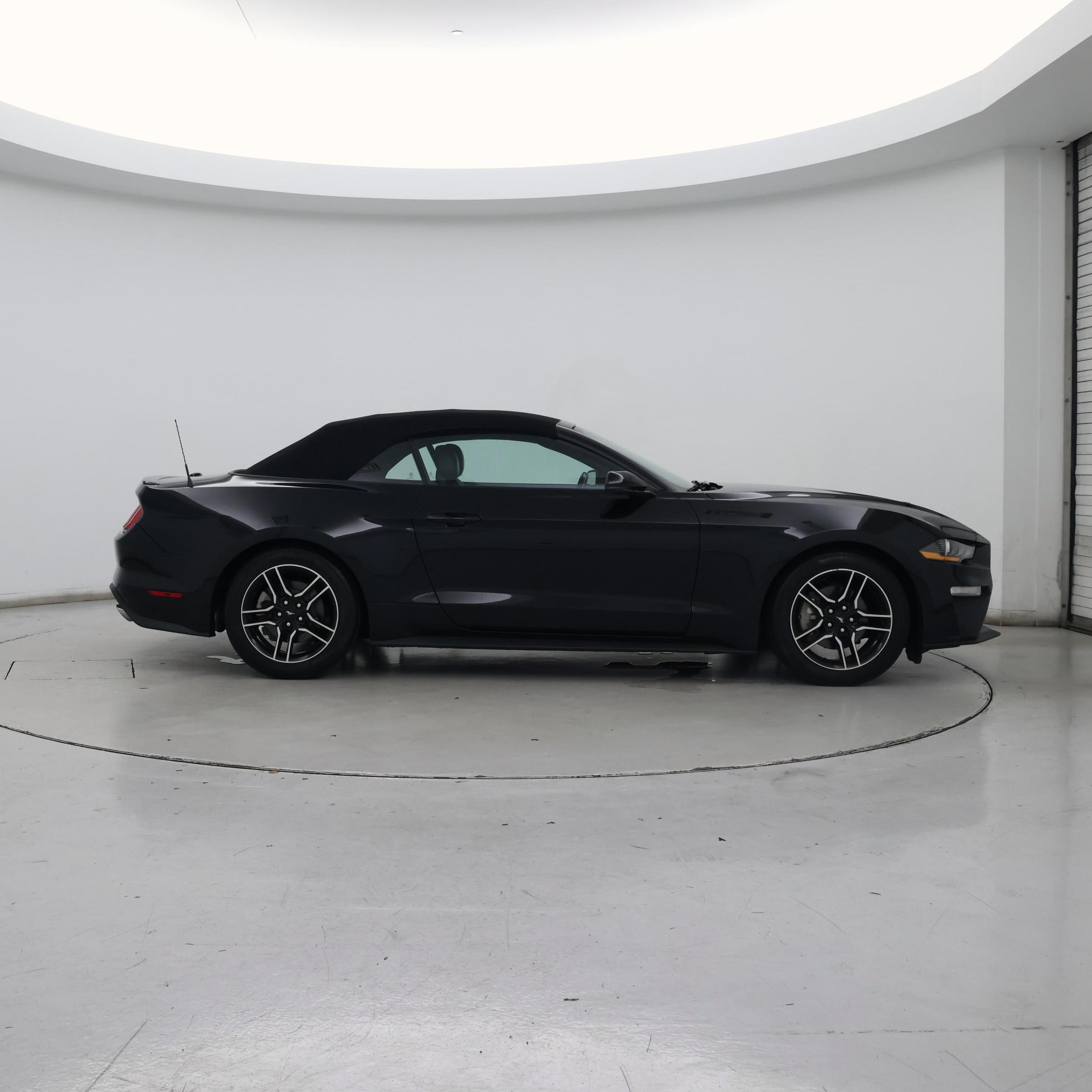Thumbnail: 2020 Ford Mustang - 7
