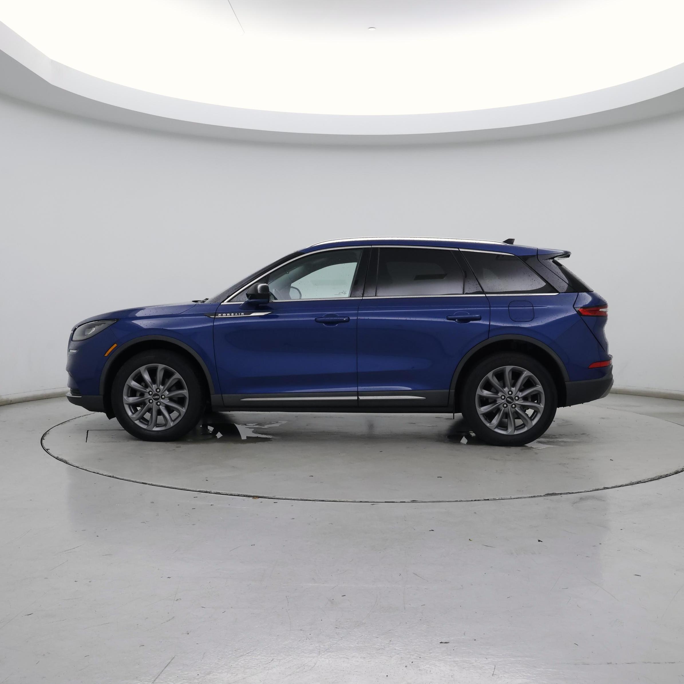 Thumbnail: 2020 Lincoln Corsair - 3