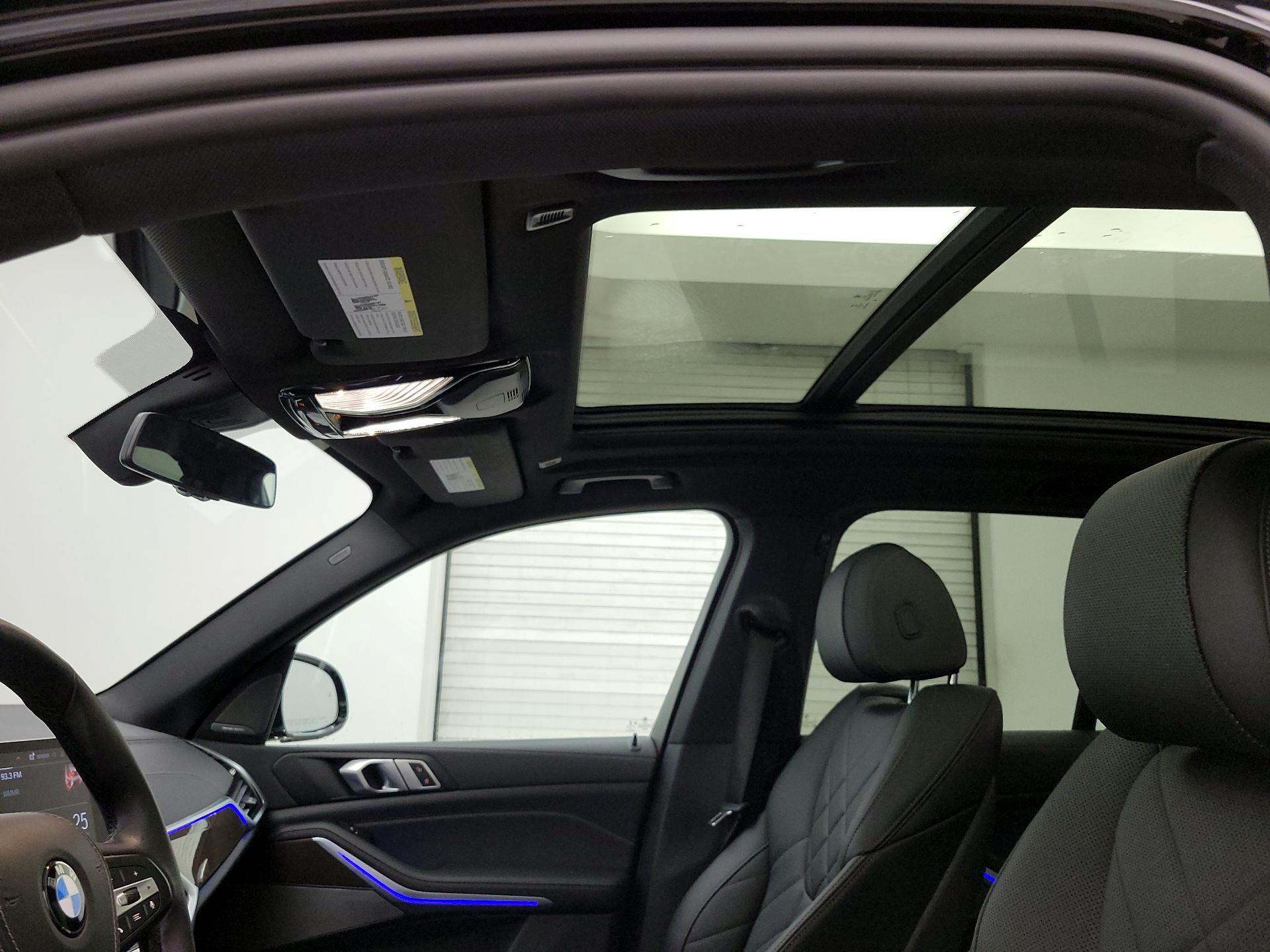 Thumbnail: 2023 BMW X5 - 20