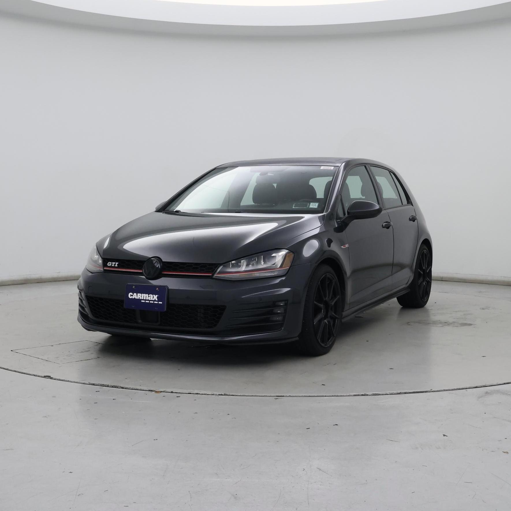 Thumbnail: 2015 Volkswagen Golf - 4