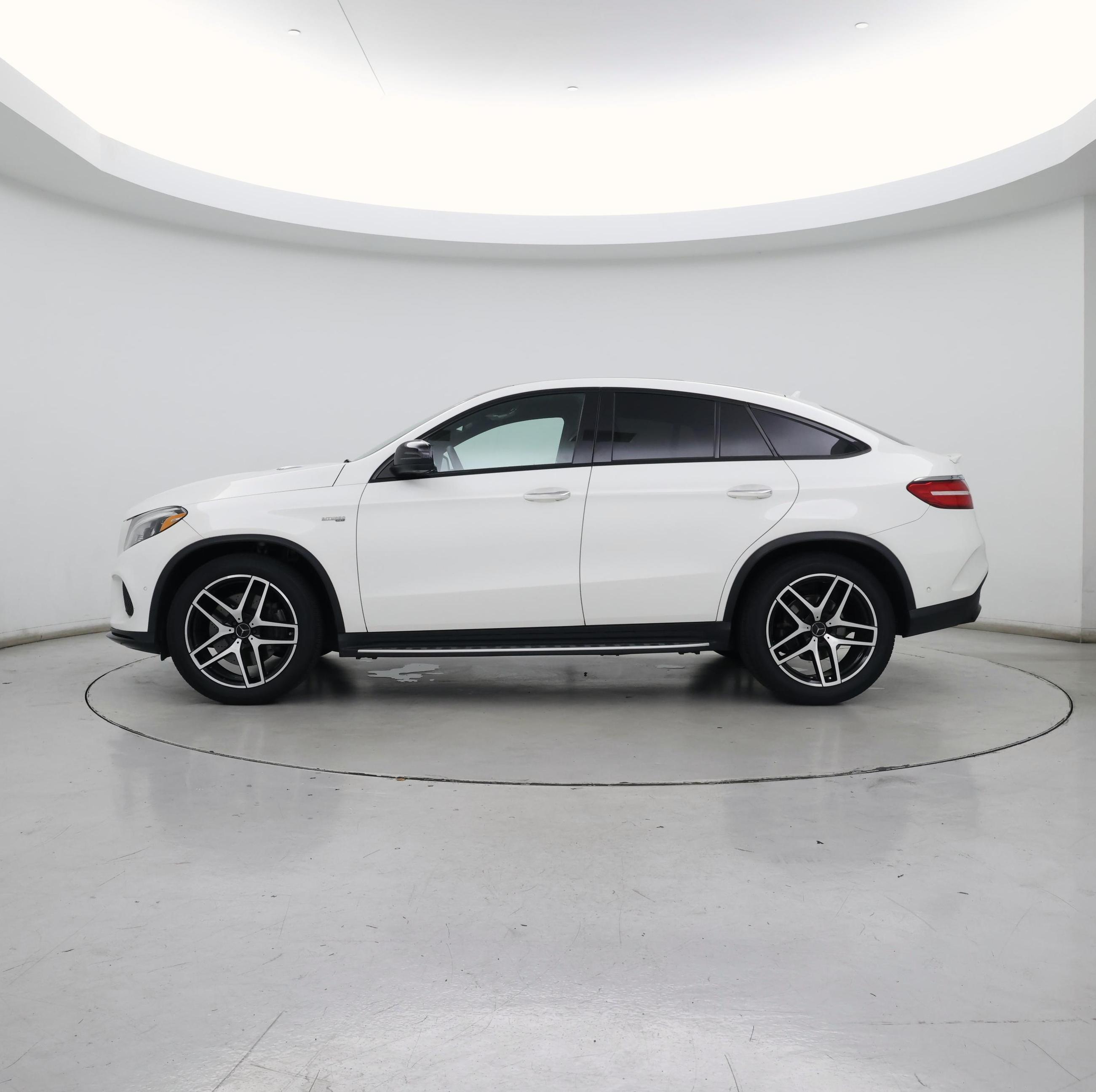 Thumbnail: 2019 Mercedes-Benz GLE - 3