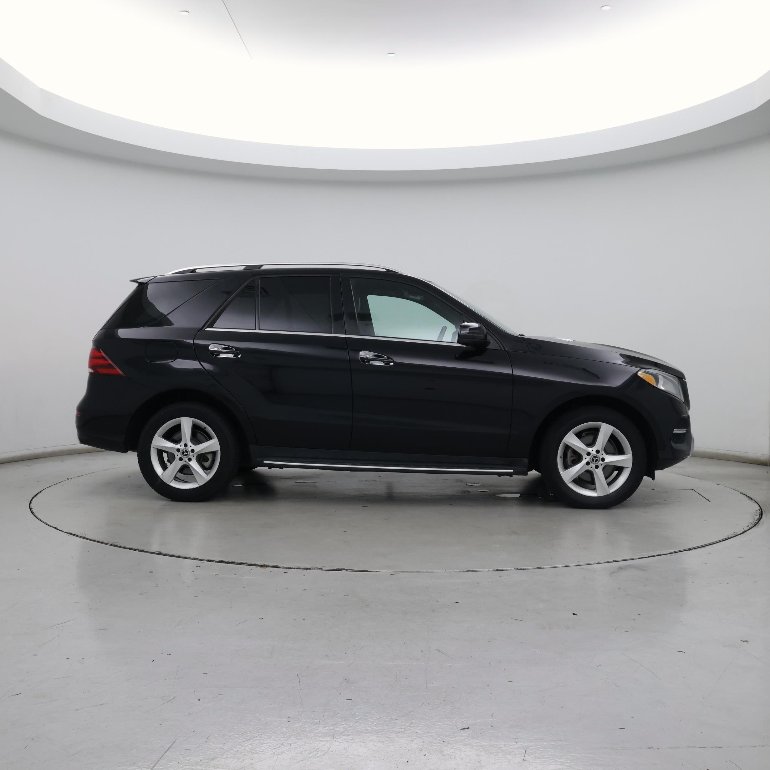 Thumbnail: 2018 Mercedes-Benz GLE - 7