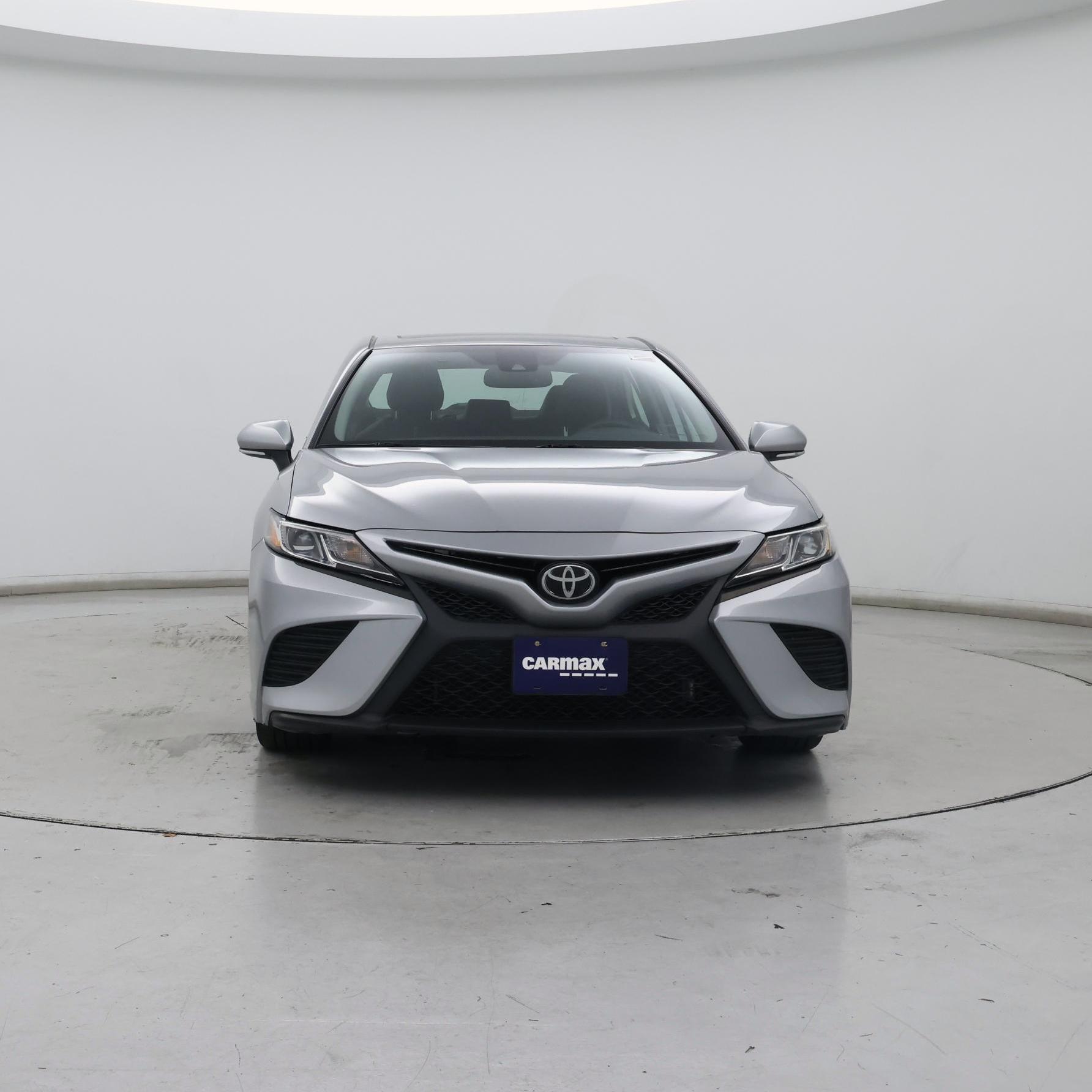 Thumbnail: 2019 Toyota Camry - 5