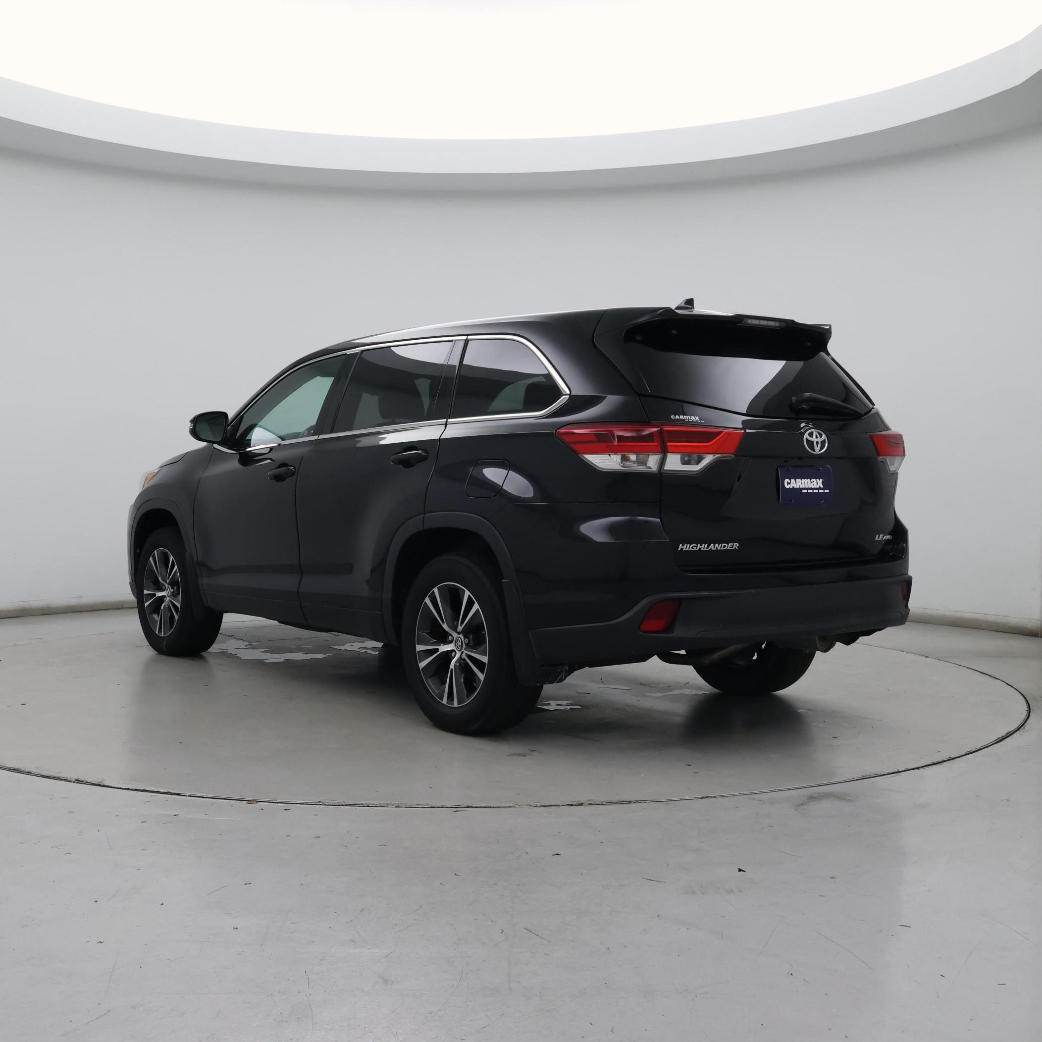 Thumbnail: 2018 Toyota Highlander - 2