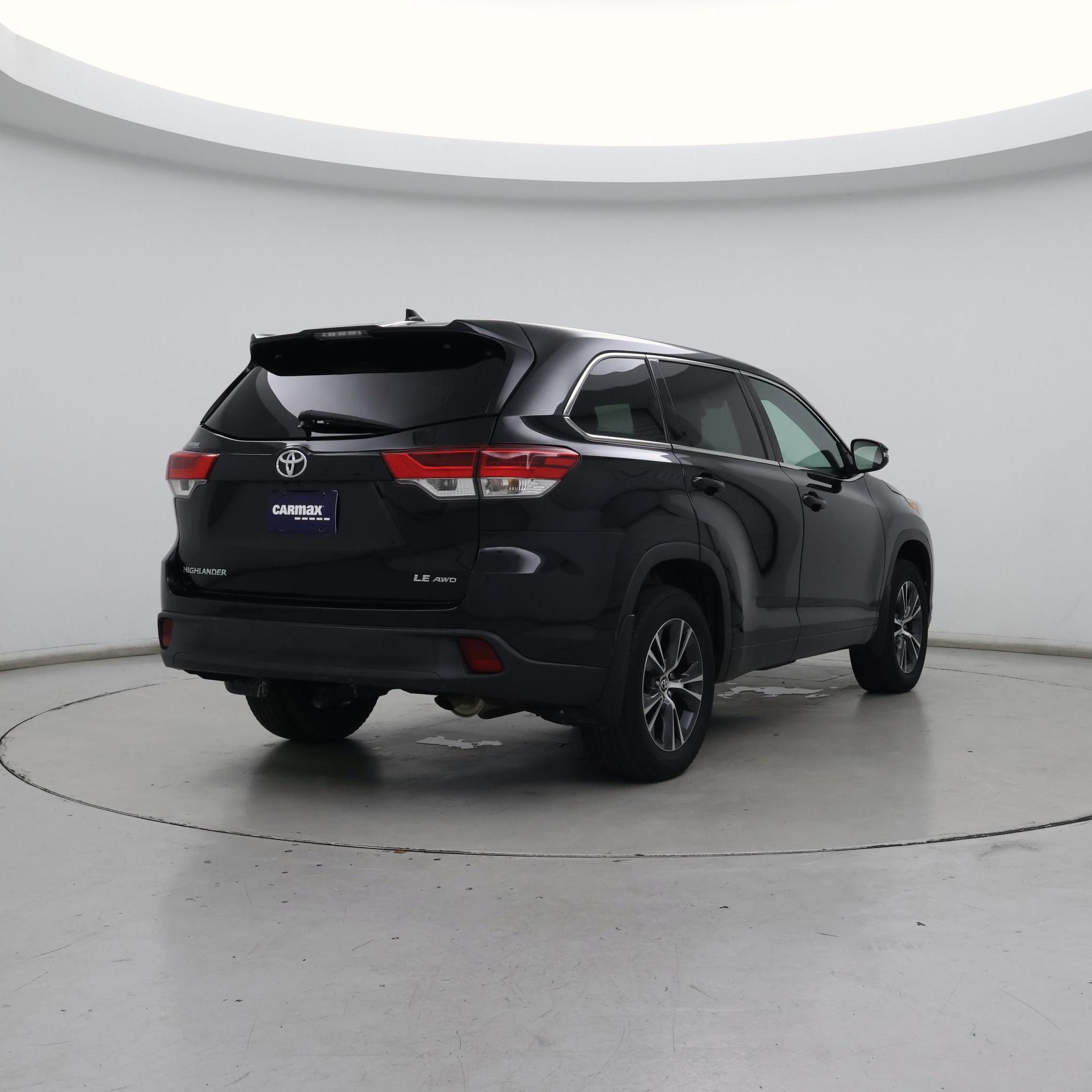Thumbnail: 2018 Toyota Highlander - 8