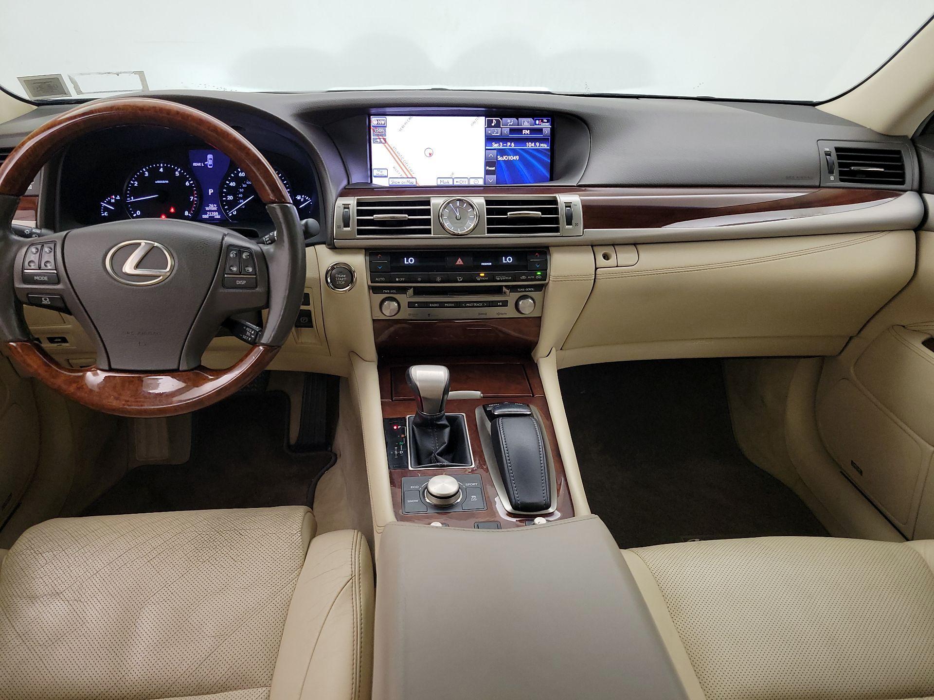 Thumbnail: 2014 Lexus LS - 9