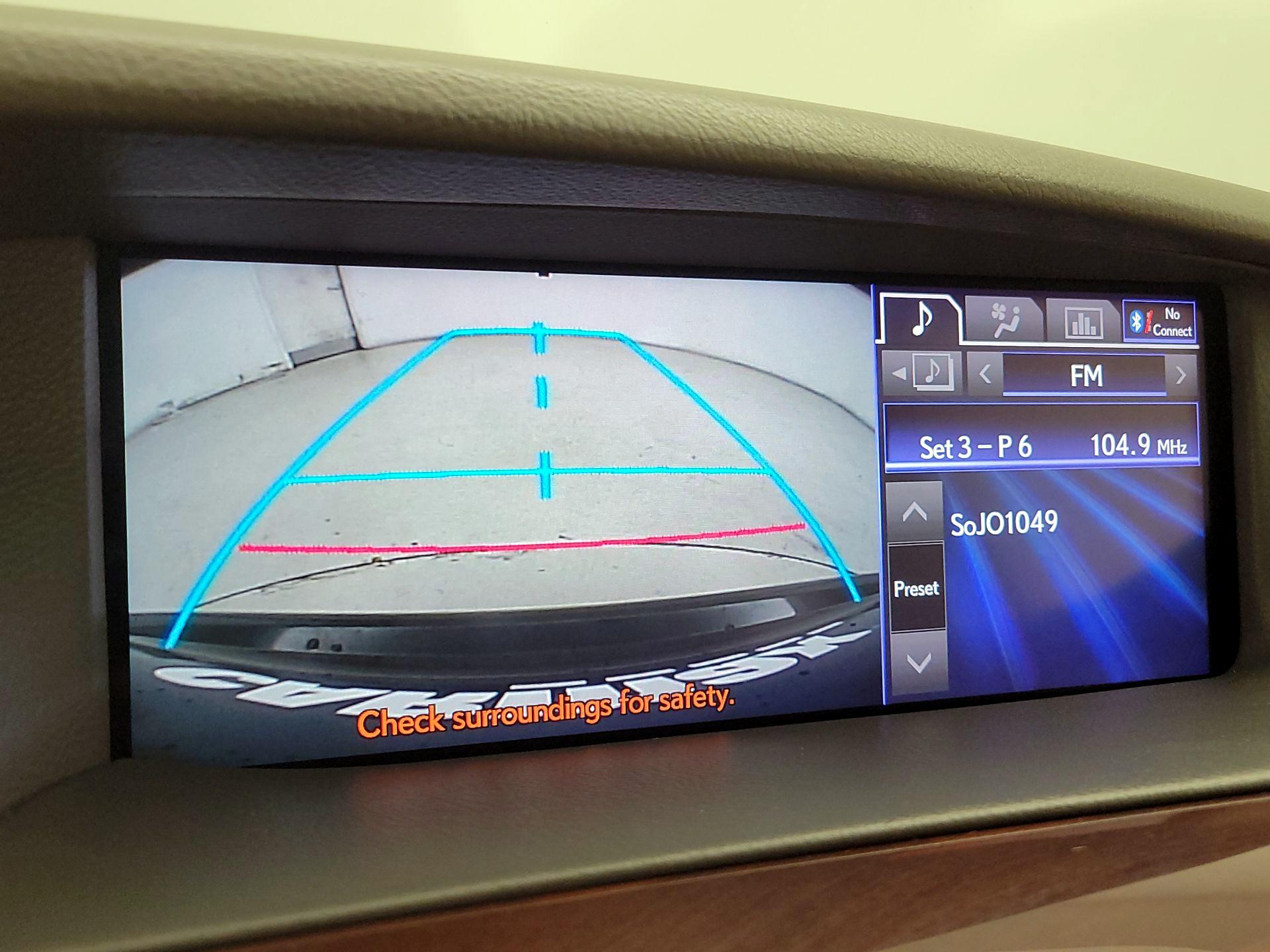 Thumbnail: 2014 Lexus LS - 15