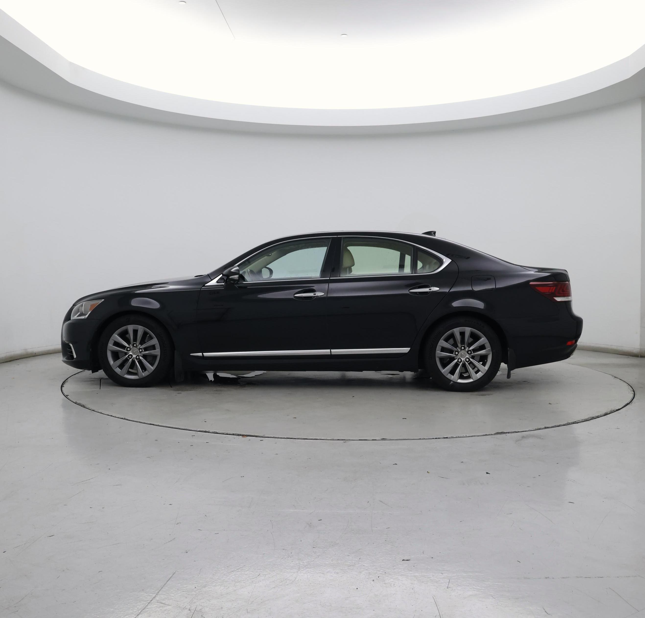 Thumbnail: 2014 Lexus LS - 3