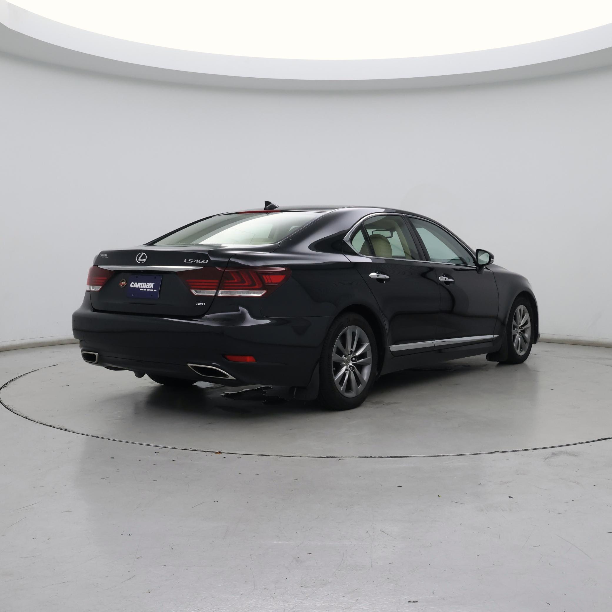 Thumbnail: 2014 Lexus LS - 8