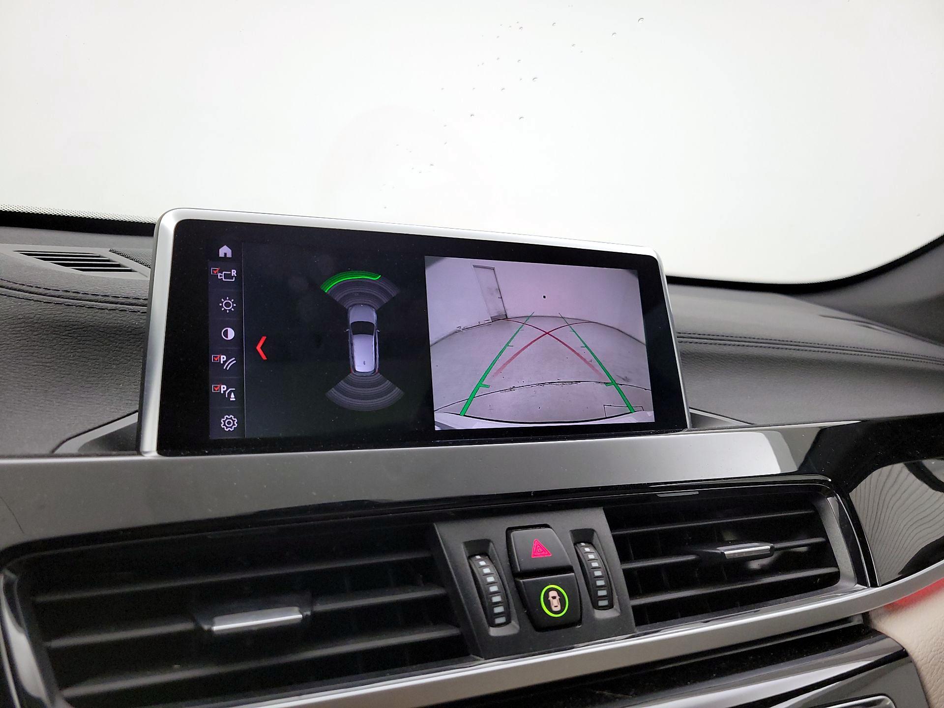 Thumbnail: 2020 BMW X1 - 15