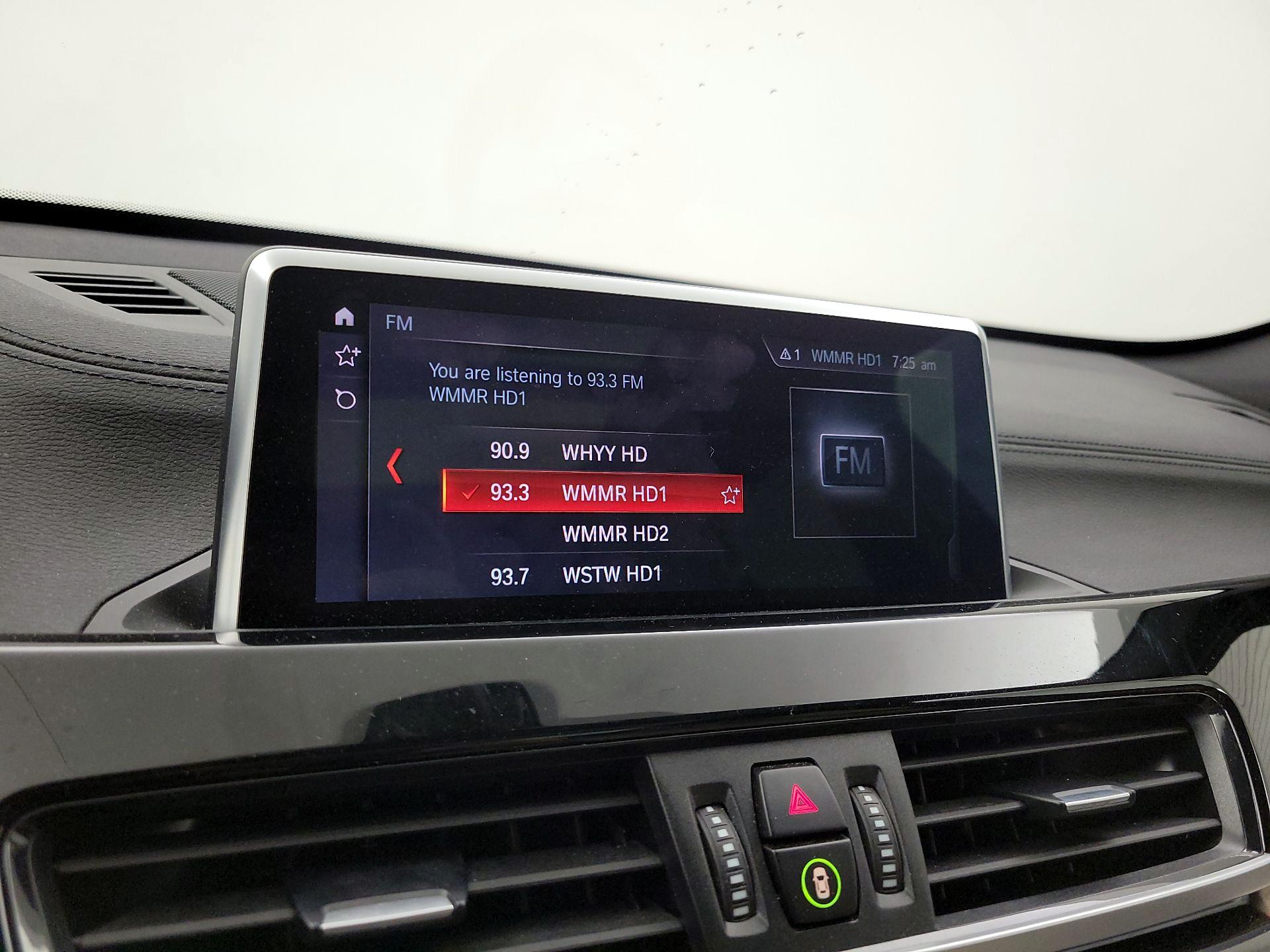 Thumbnail: 2020 BMW X1 - 16