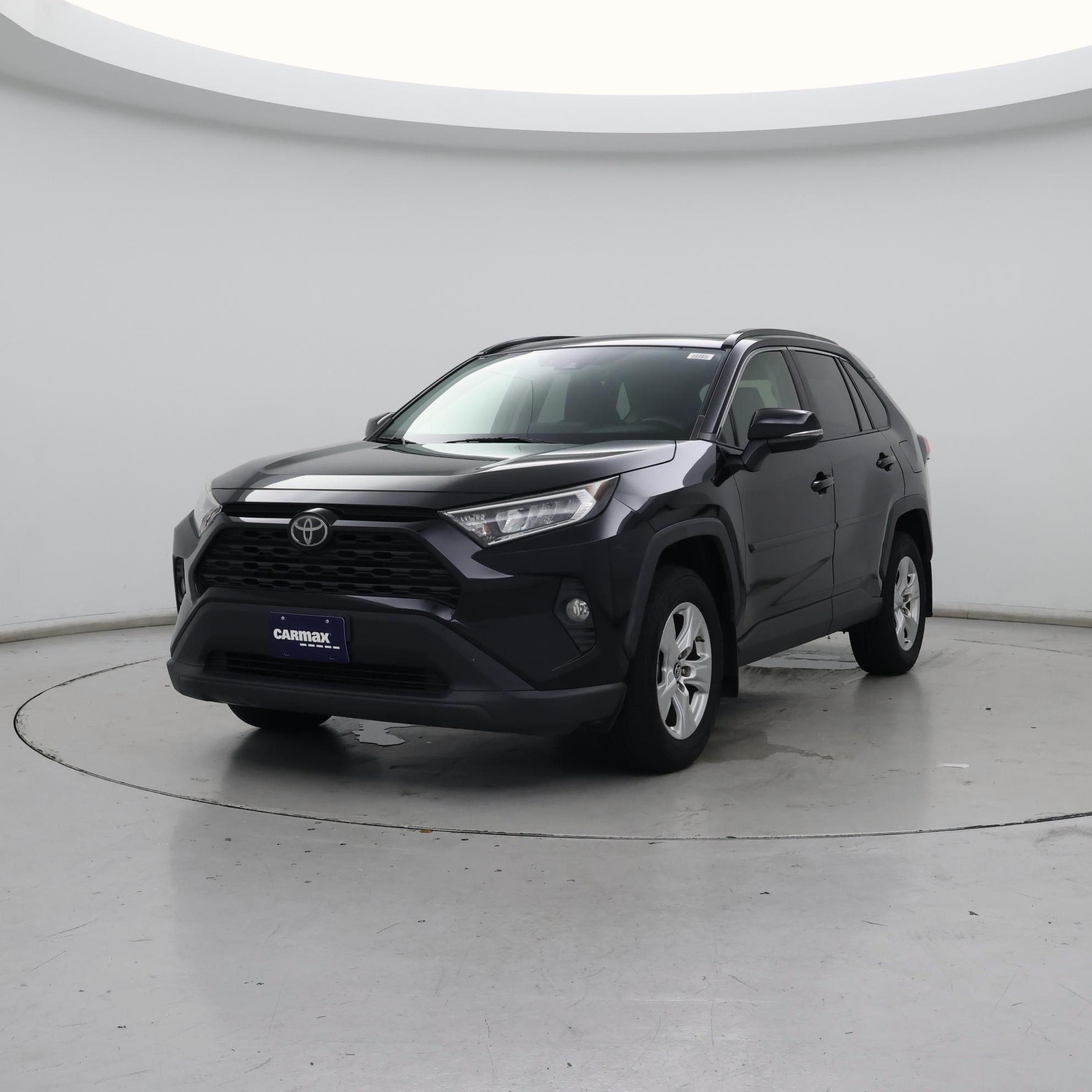 Thumbnail: 2019 Toyota RAV4 - 4